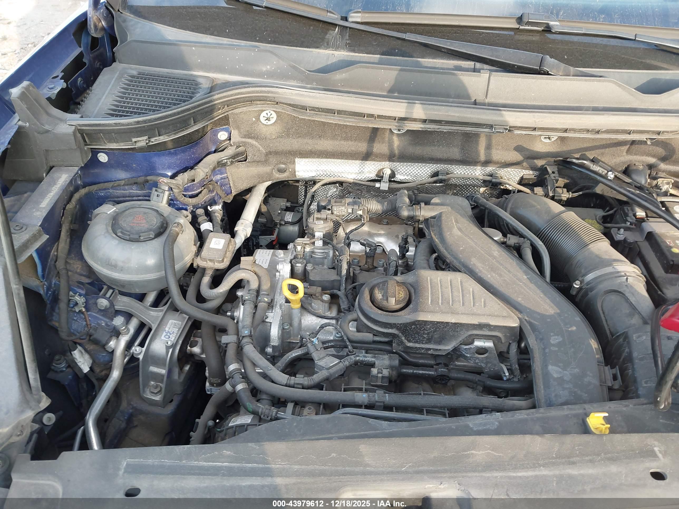 VOLKSWAGEN TAOS image 10