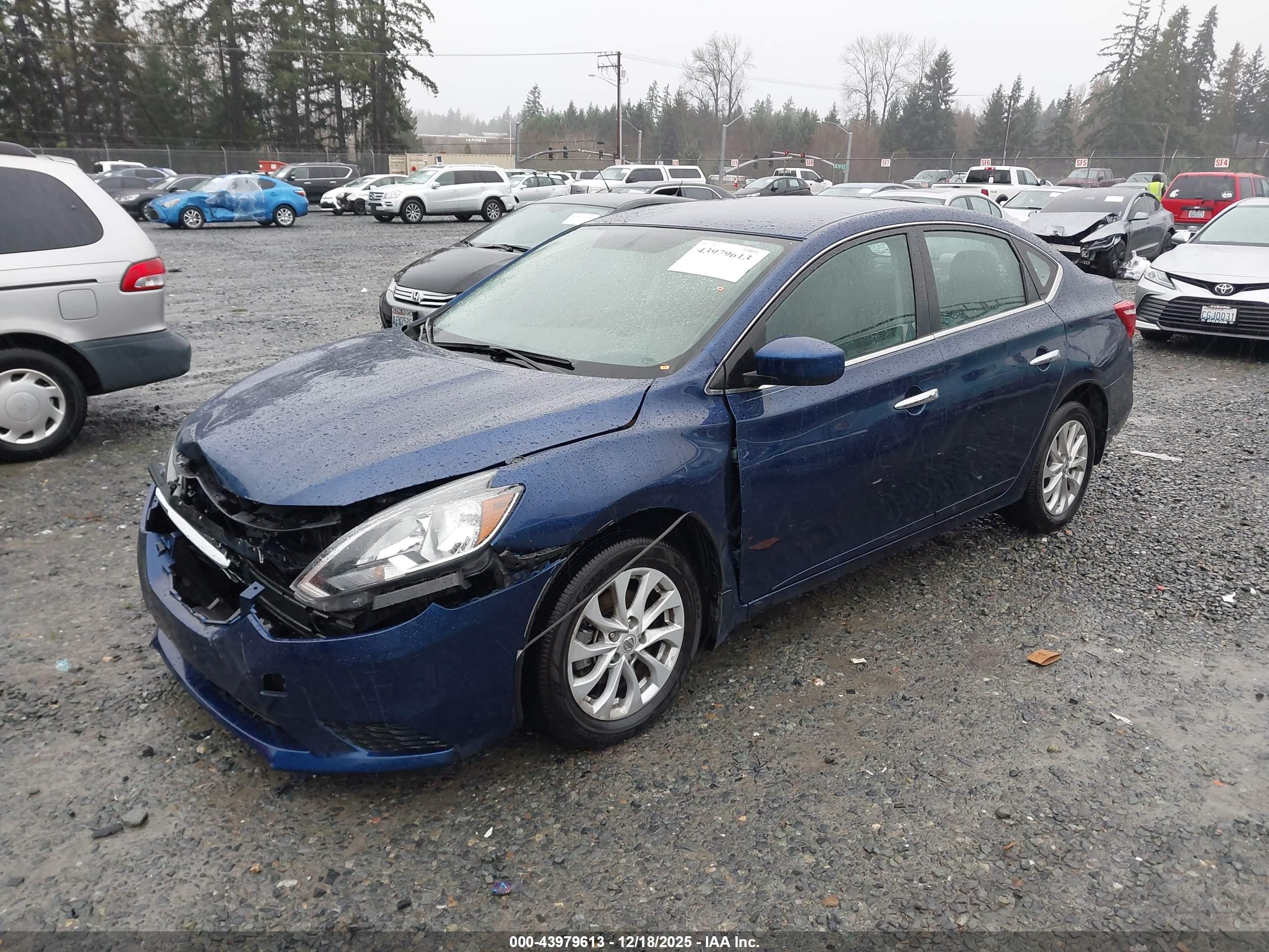 NISSAN SENTRA image 2