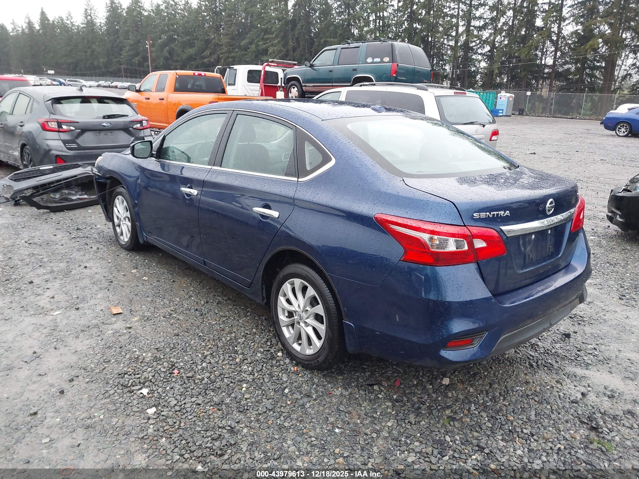 NISSAN SENTRA image 3
