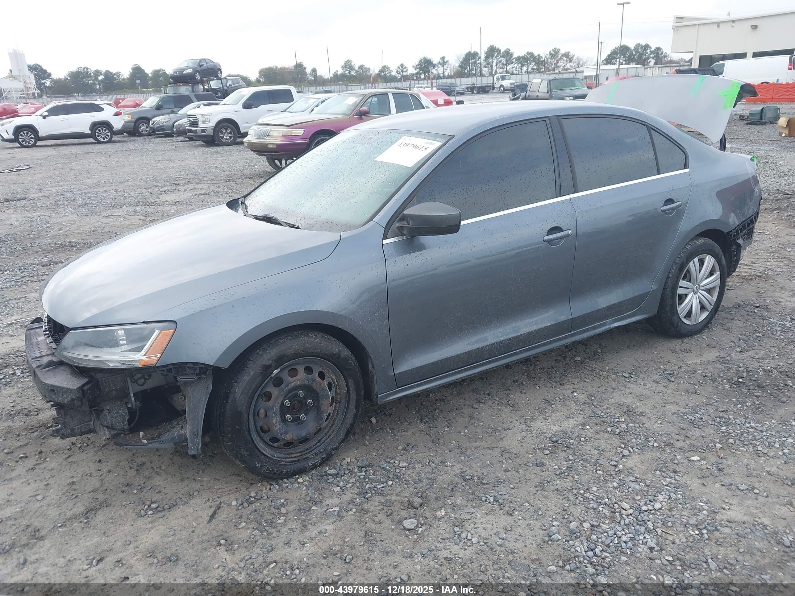 VOLKSWAGEN JETTA image 2