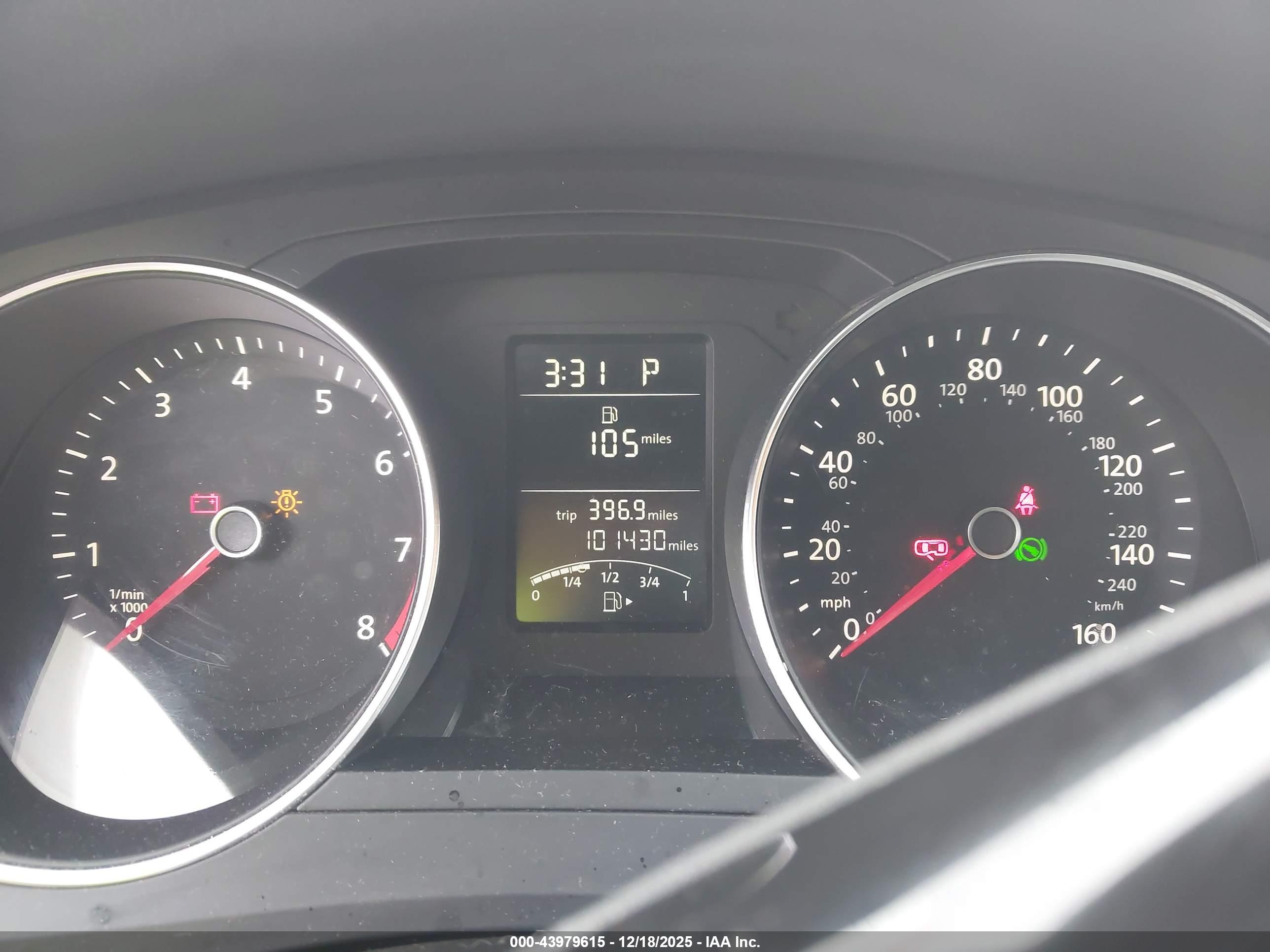 VOLKSWAGEN JETTA image 7