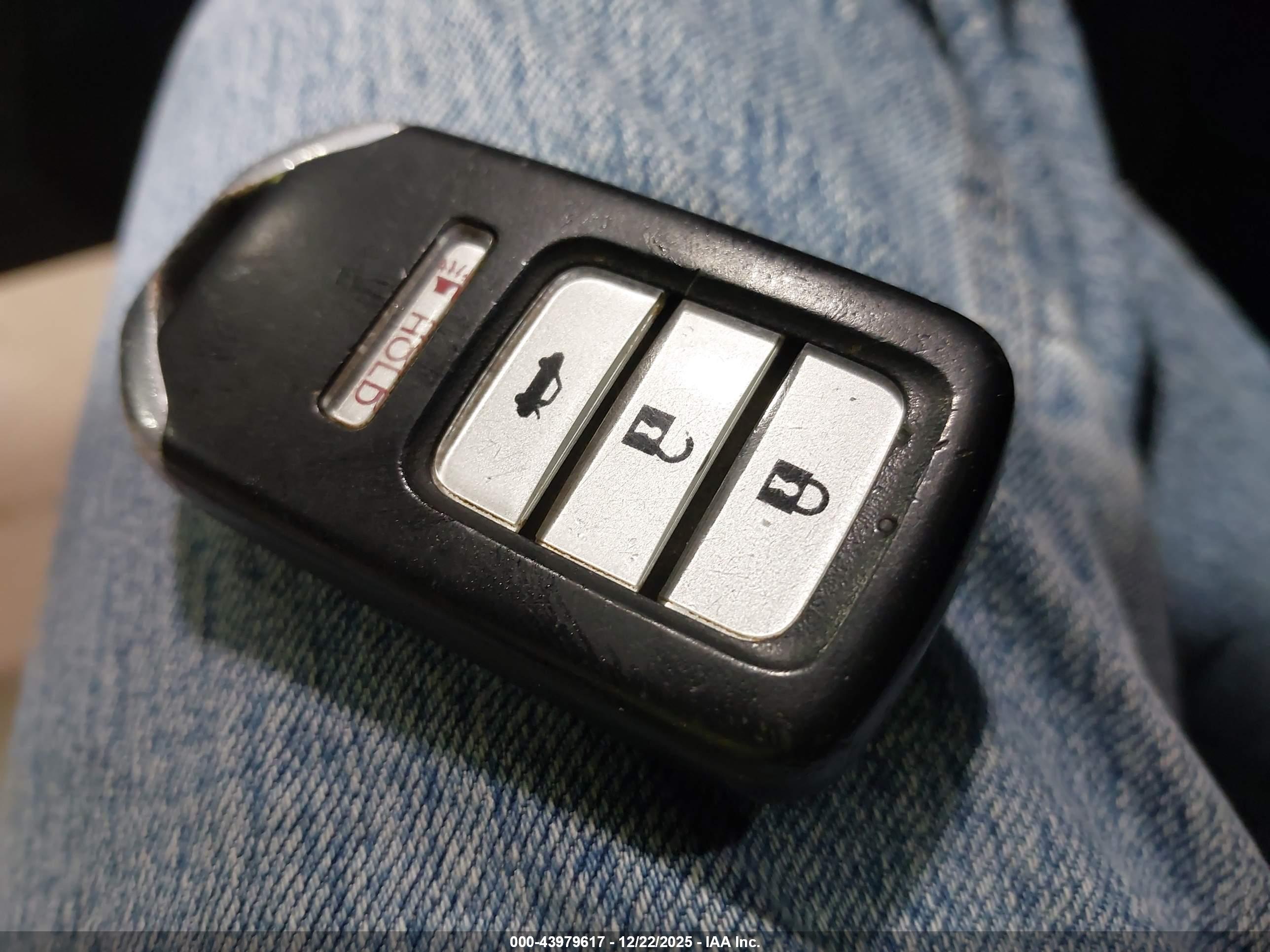 HONDA ACCORD image 11