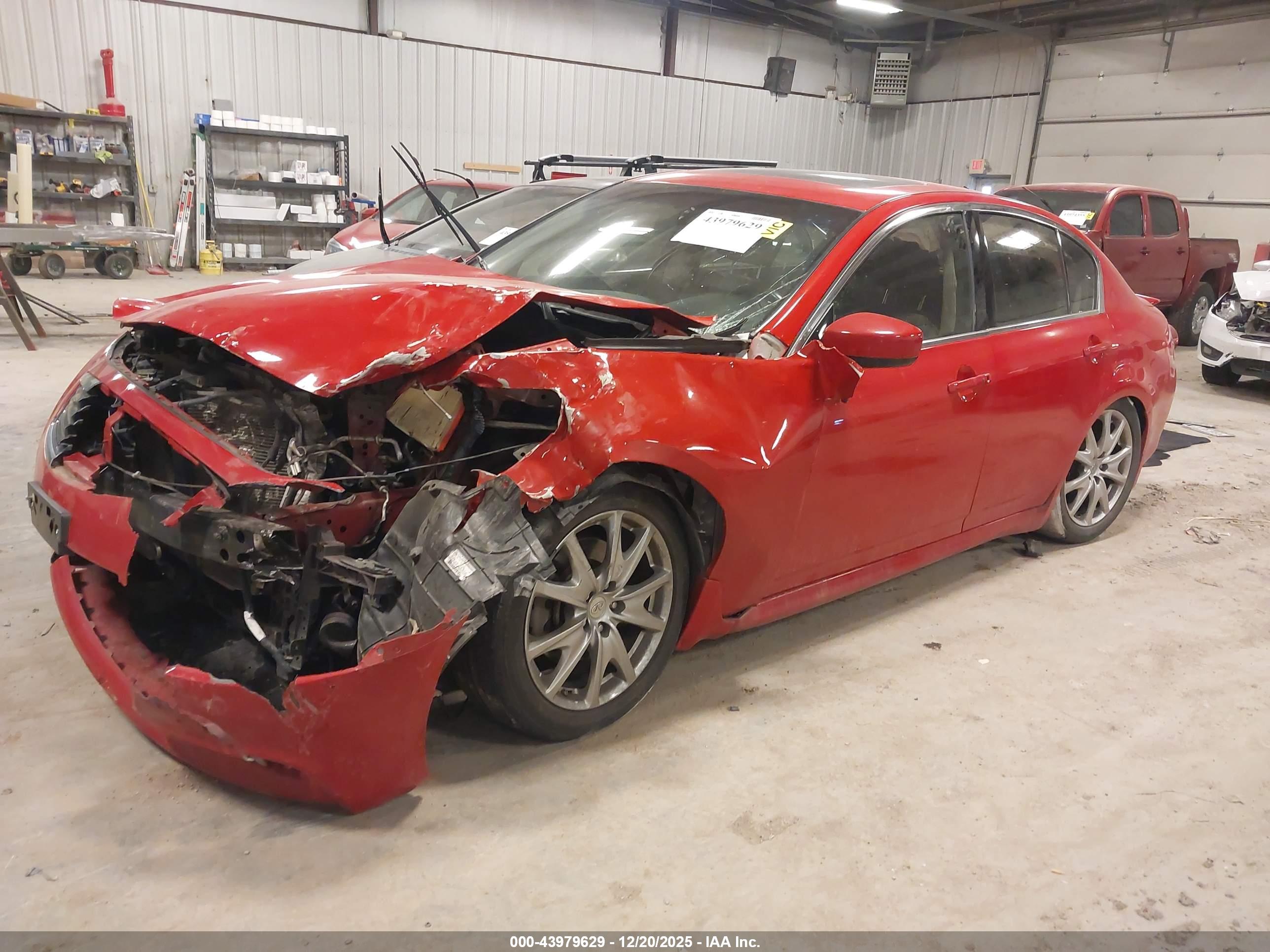 INFINITI G37X image 2