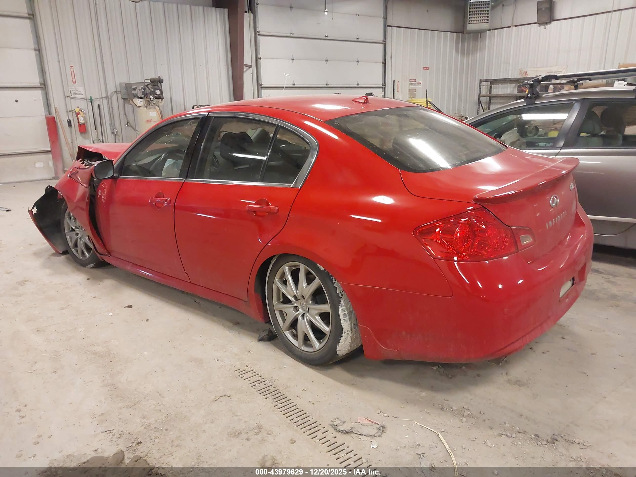 INFINITI G37X image 3