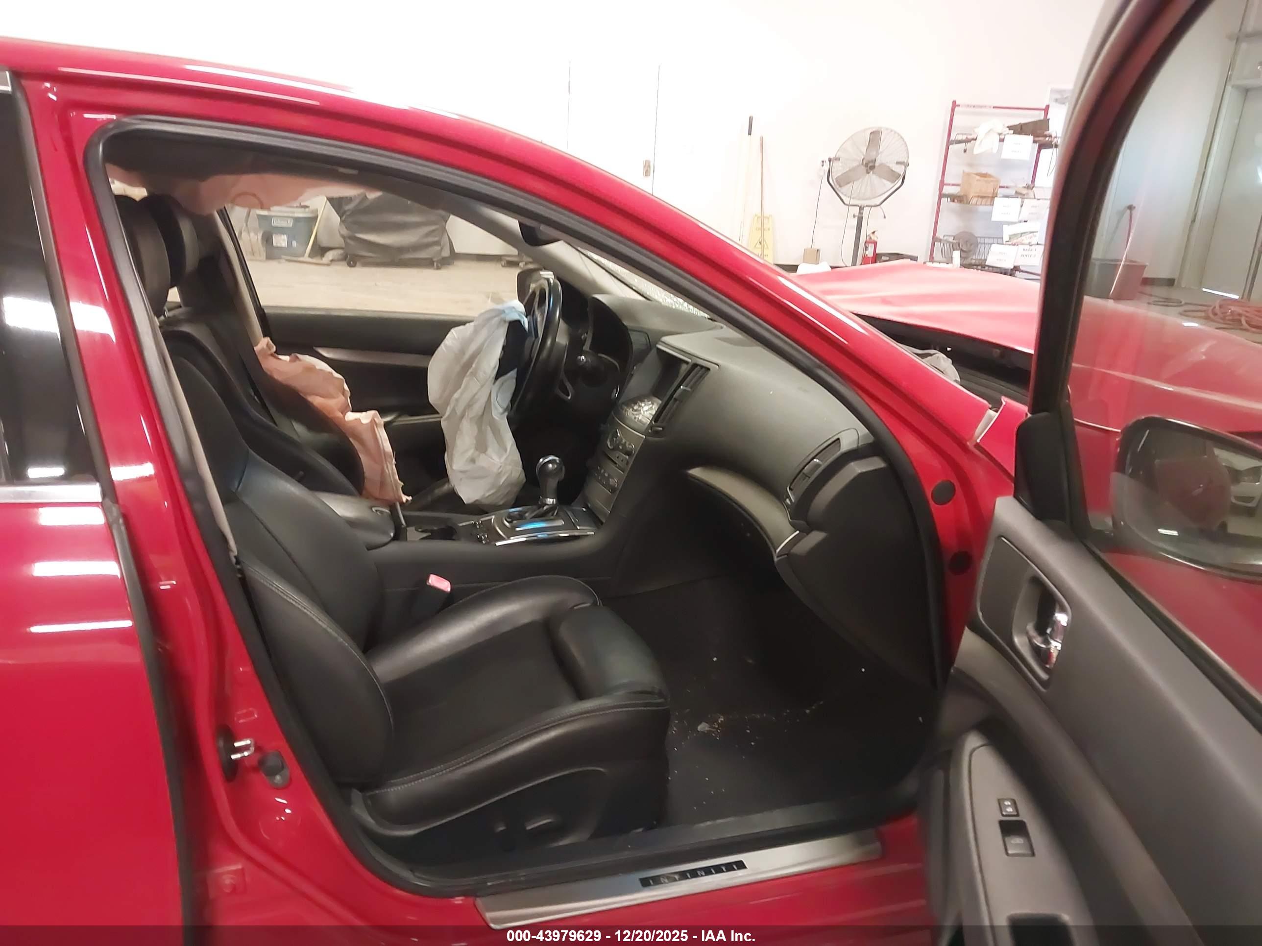 INFINITI G37X image 5