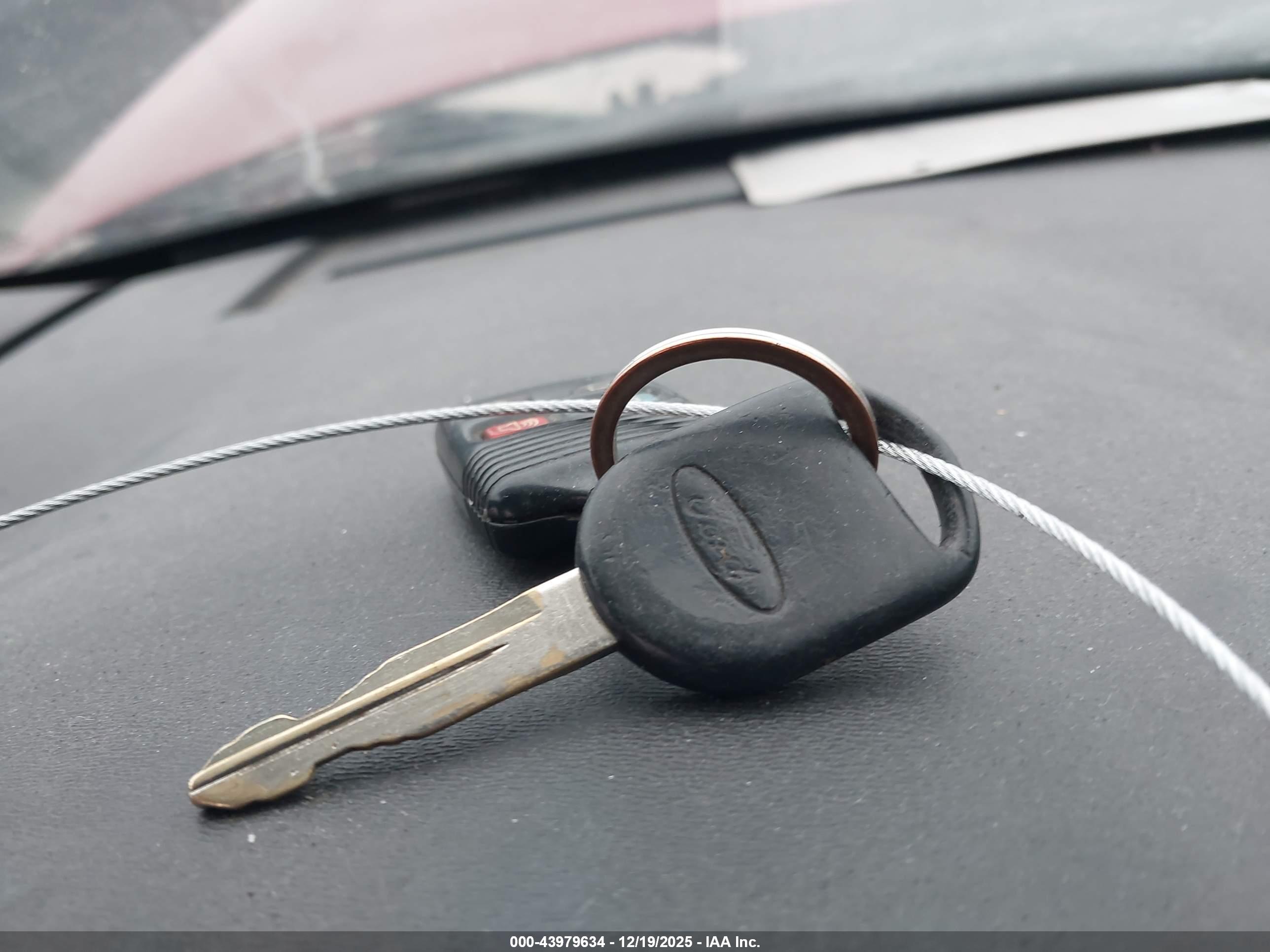 FORD FOCUS image 11