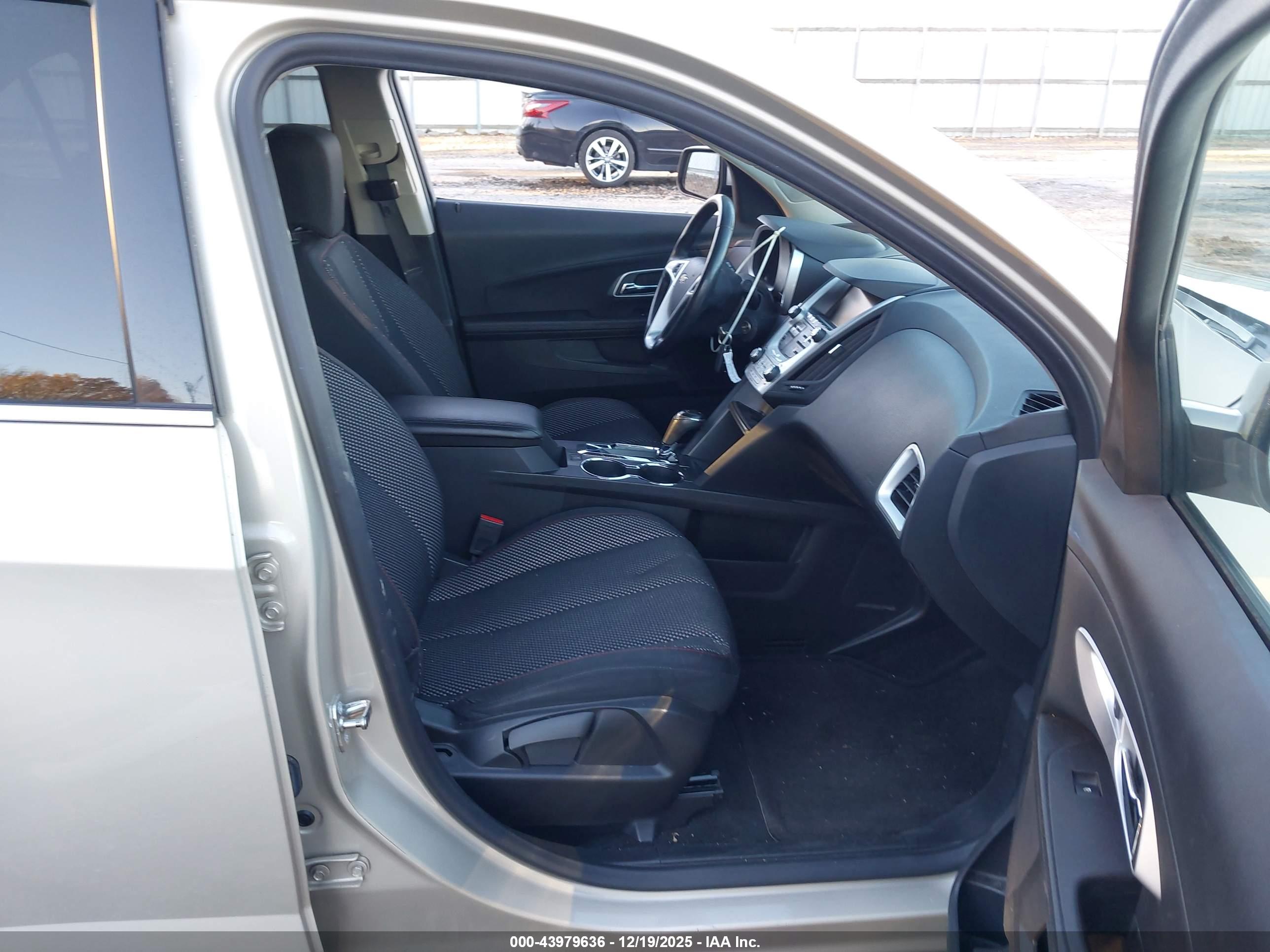 CHEVROLET EQUINOX image 5