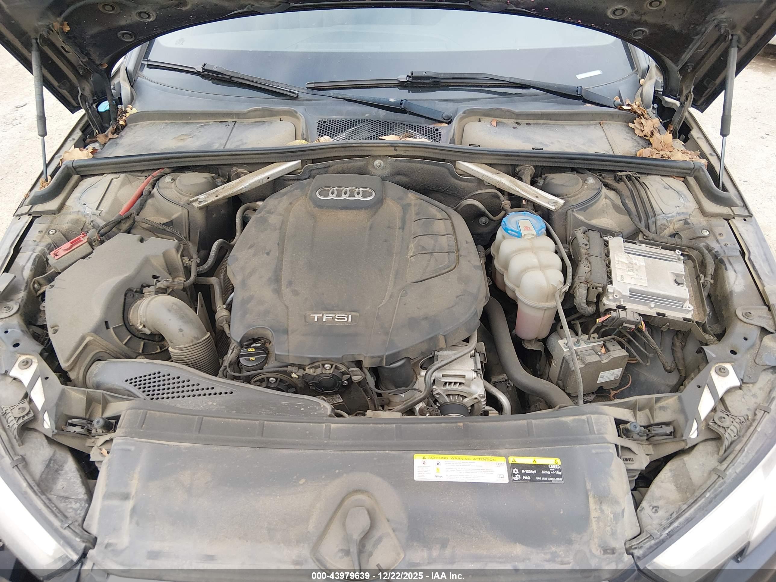 AUDI A4 image 10