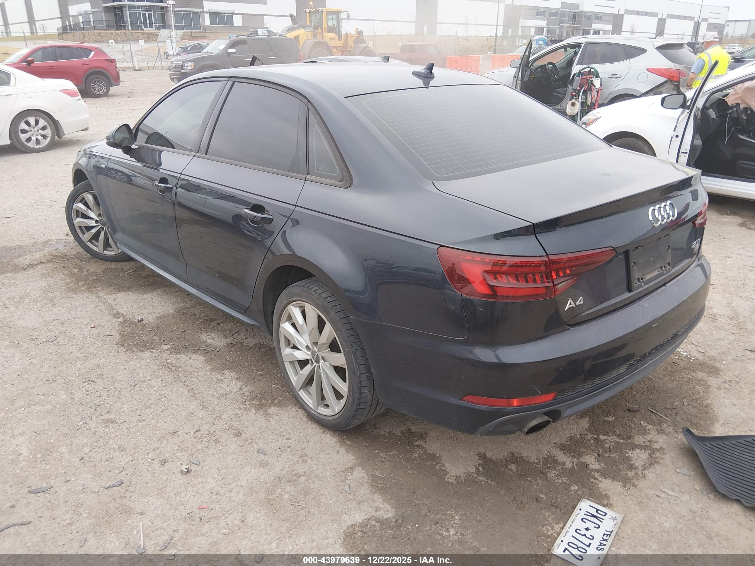 AUDI A4 image 3