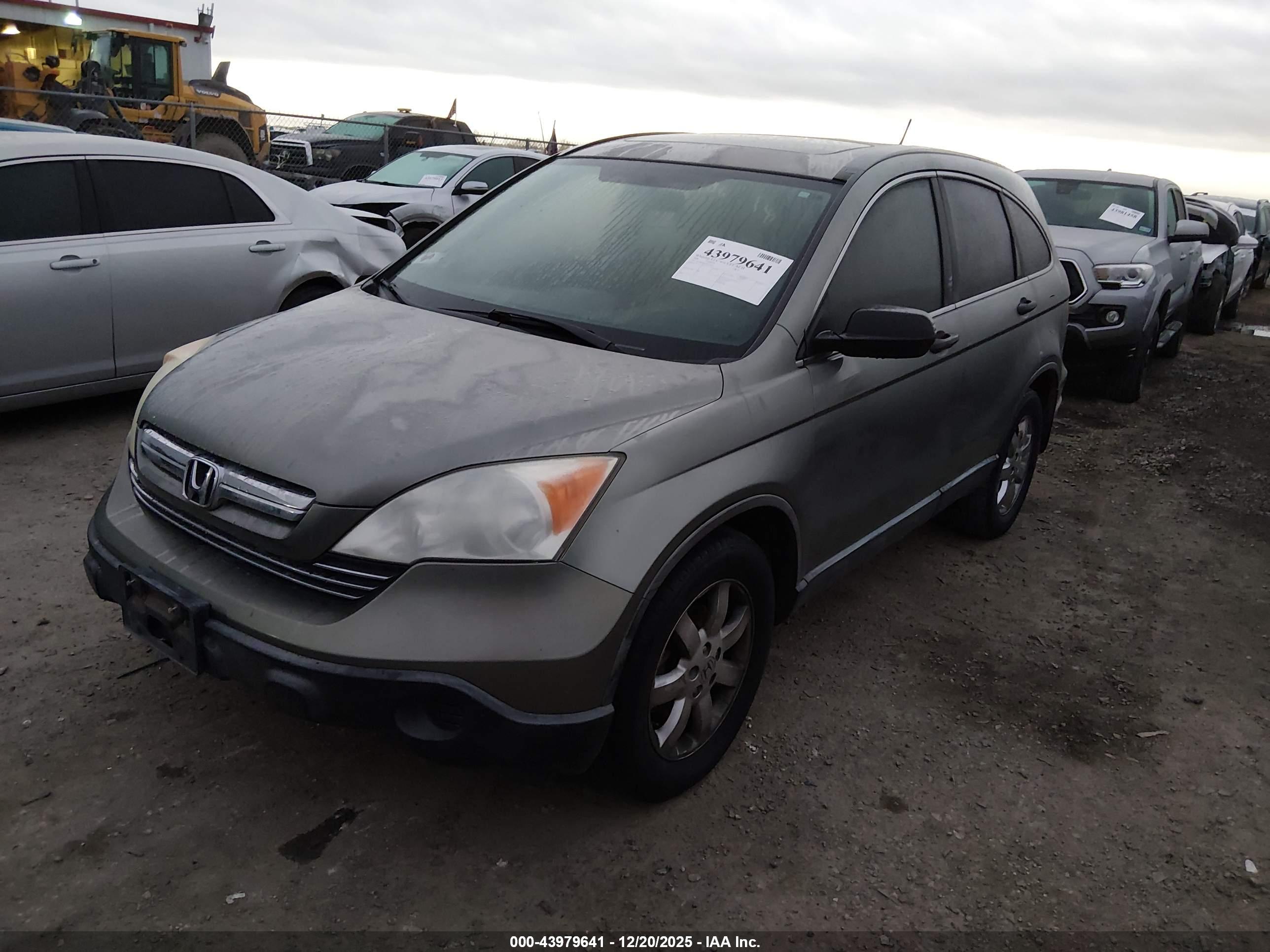 HONDA CR-V image 2
