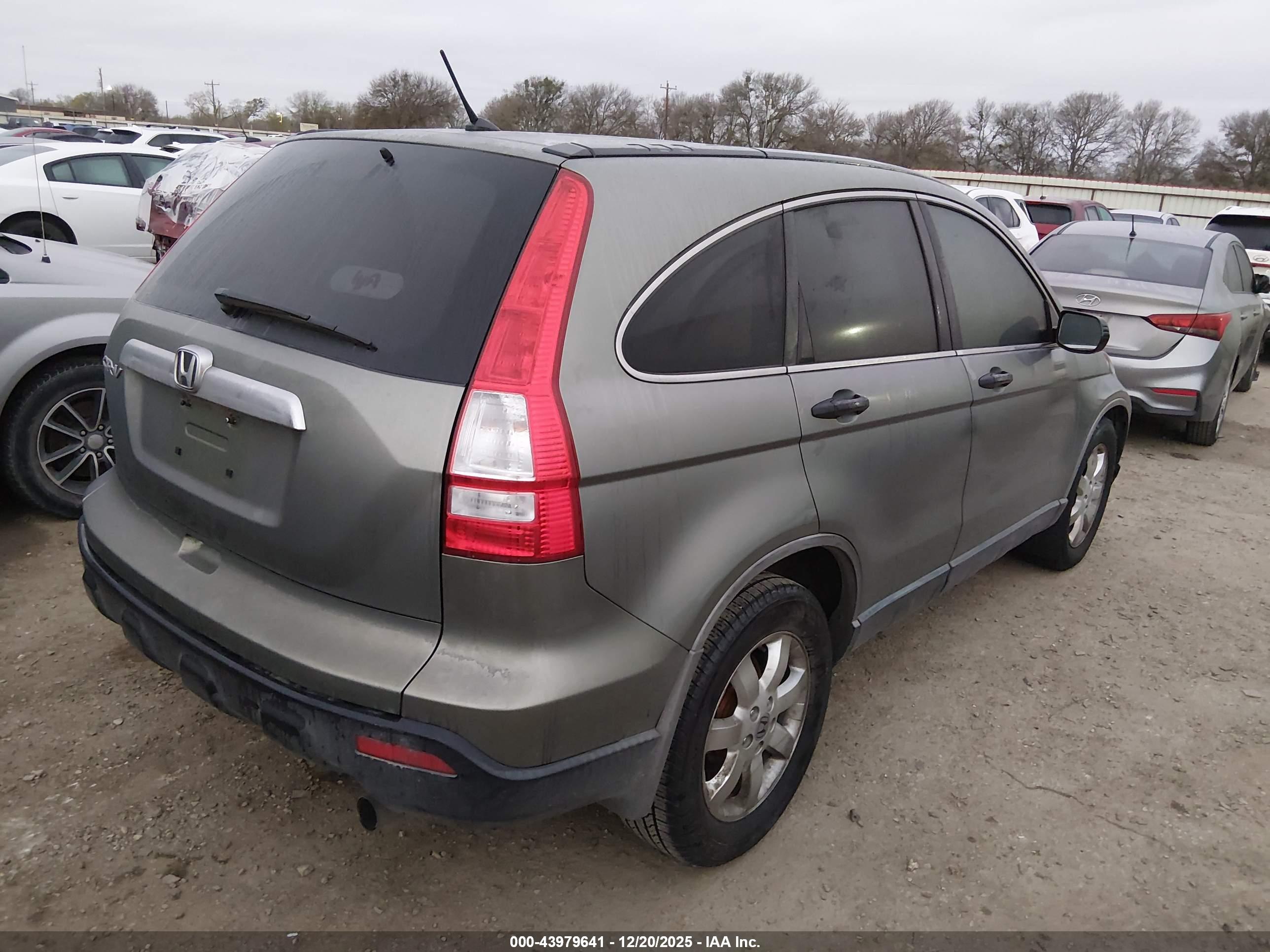 HONDA CR-V image 4