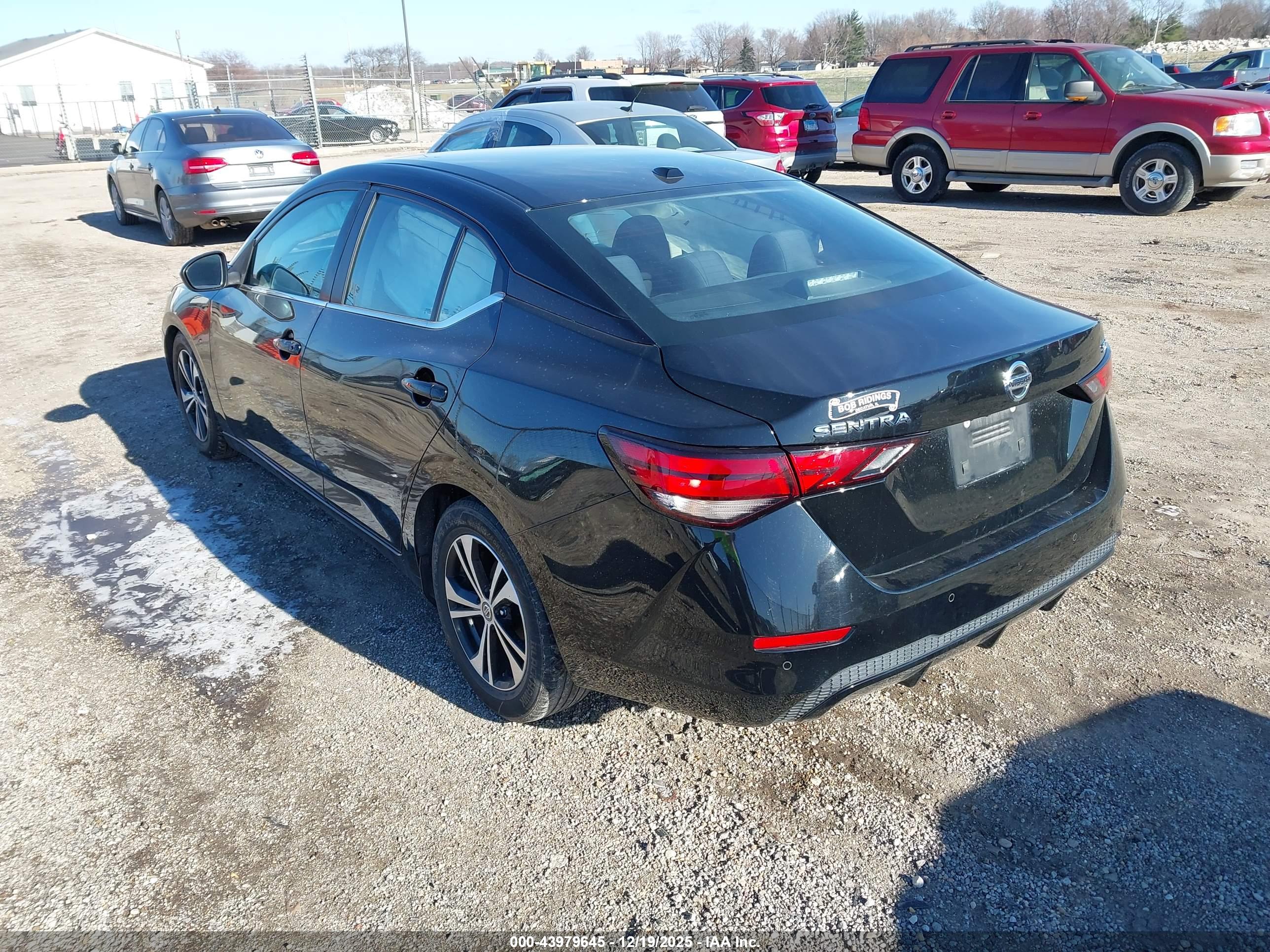 NISSAN SENTRA image 3