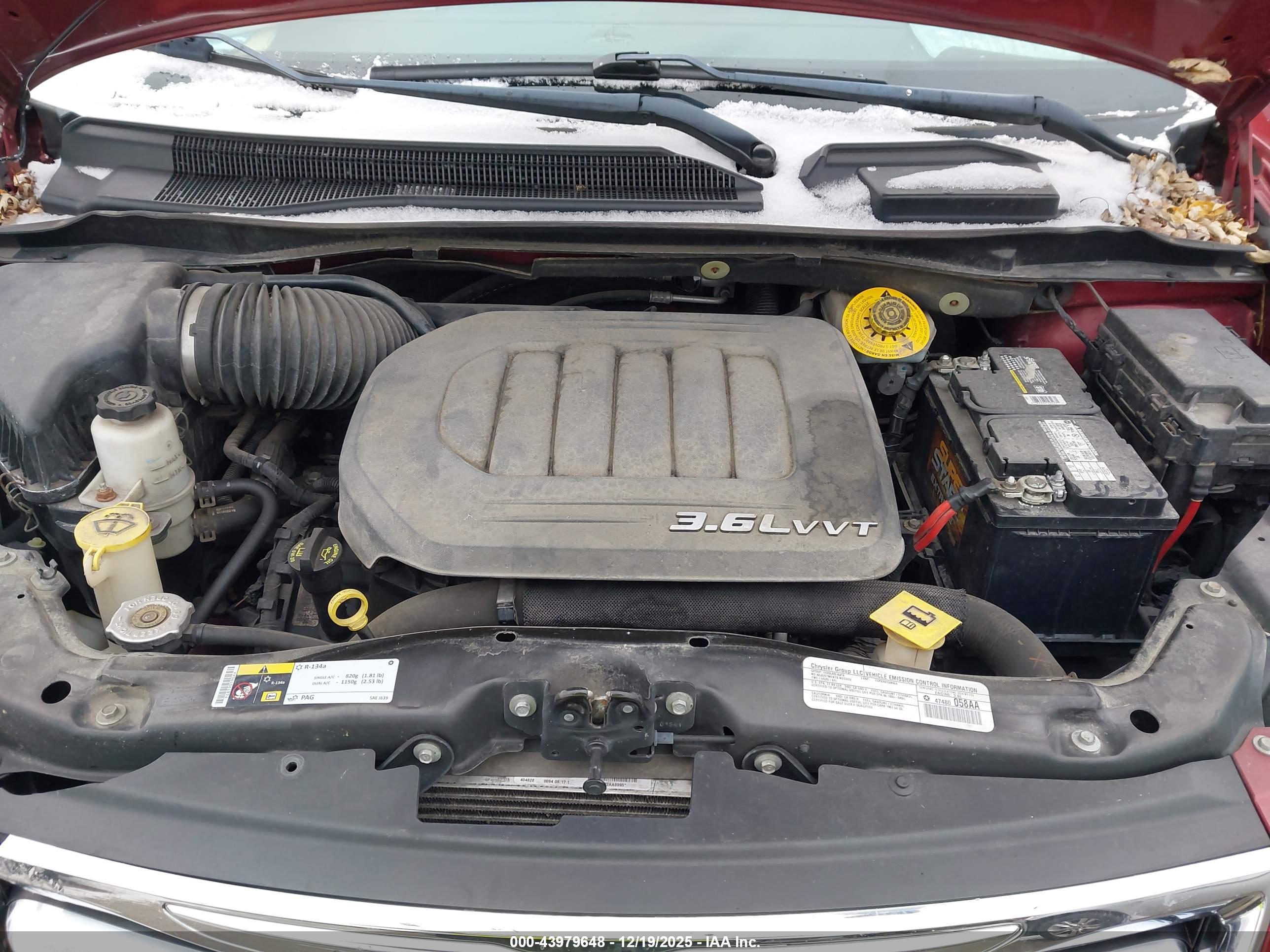 CHRYSLER TOWN image 10