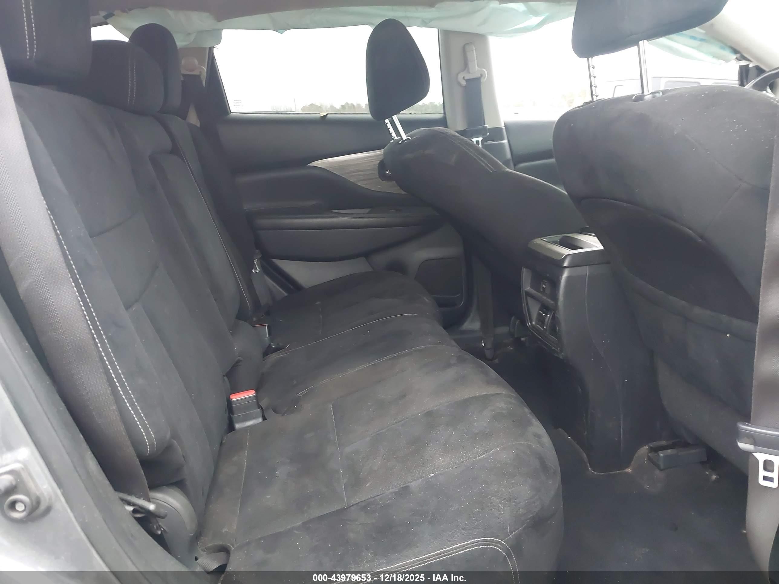 NISSAN MURANO image 8