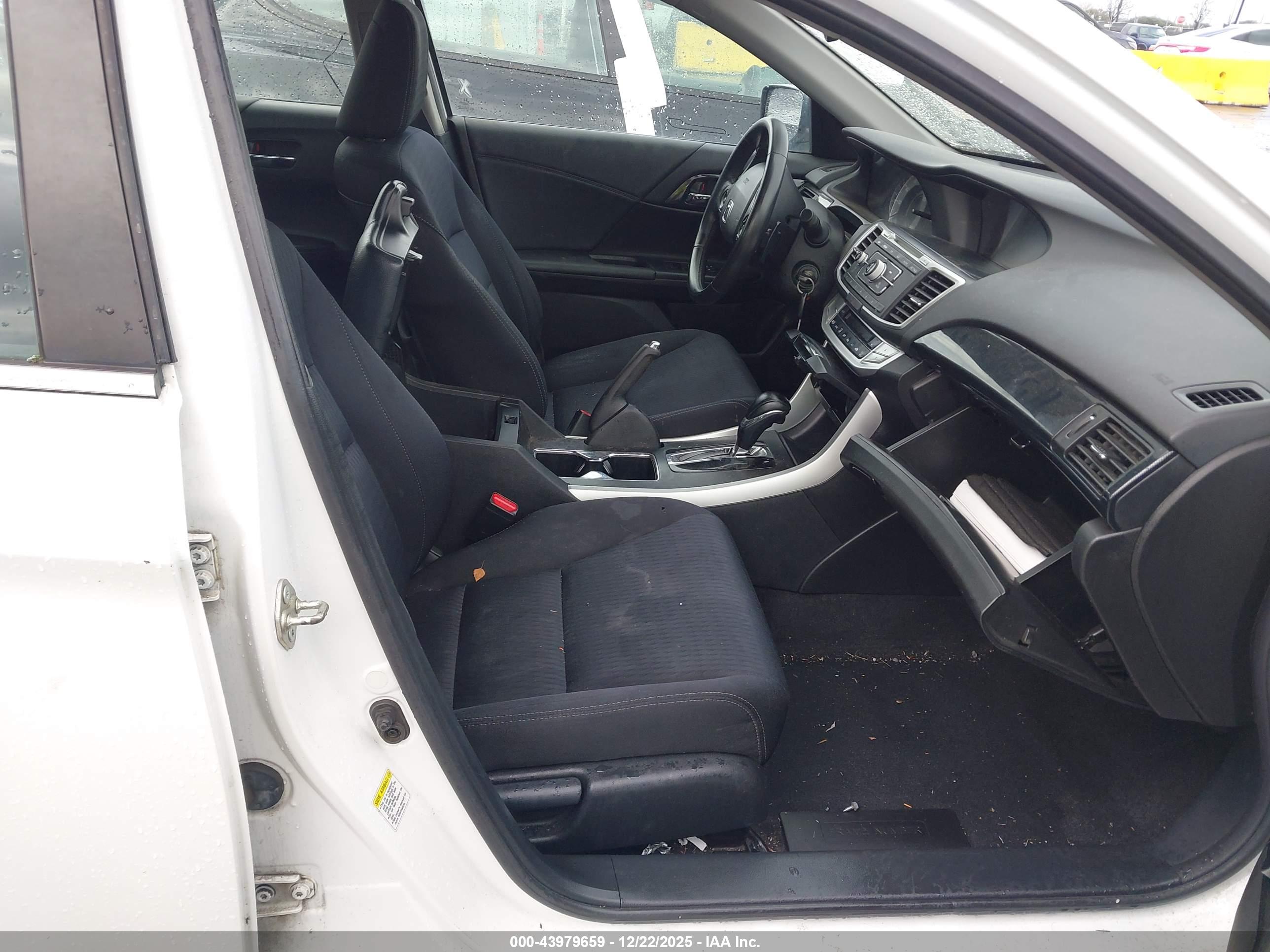 HONDA ACCORD image 5