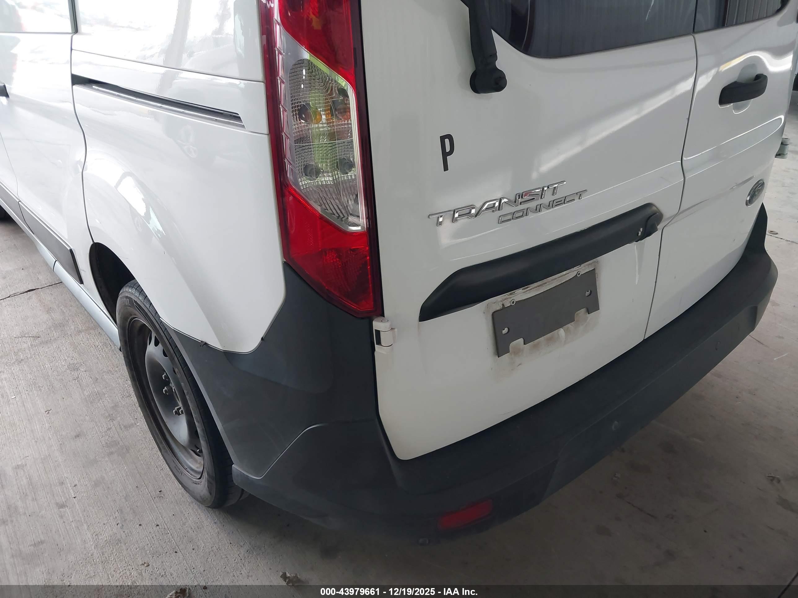 FORD TRANSIT image 6