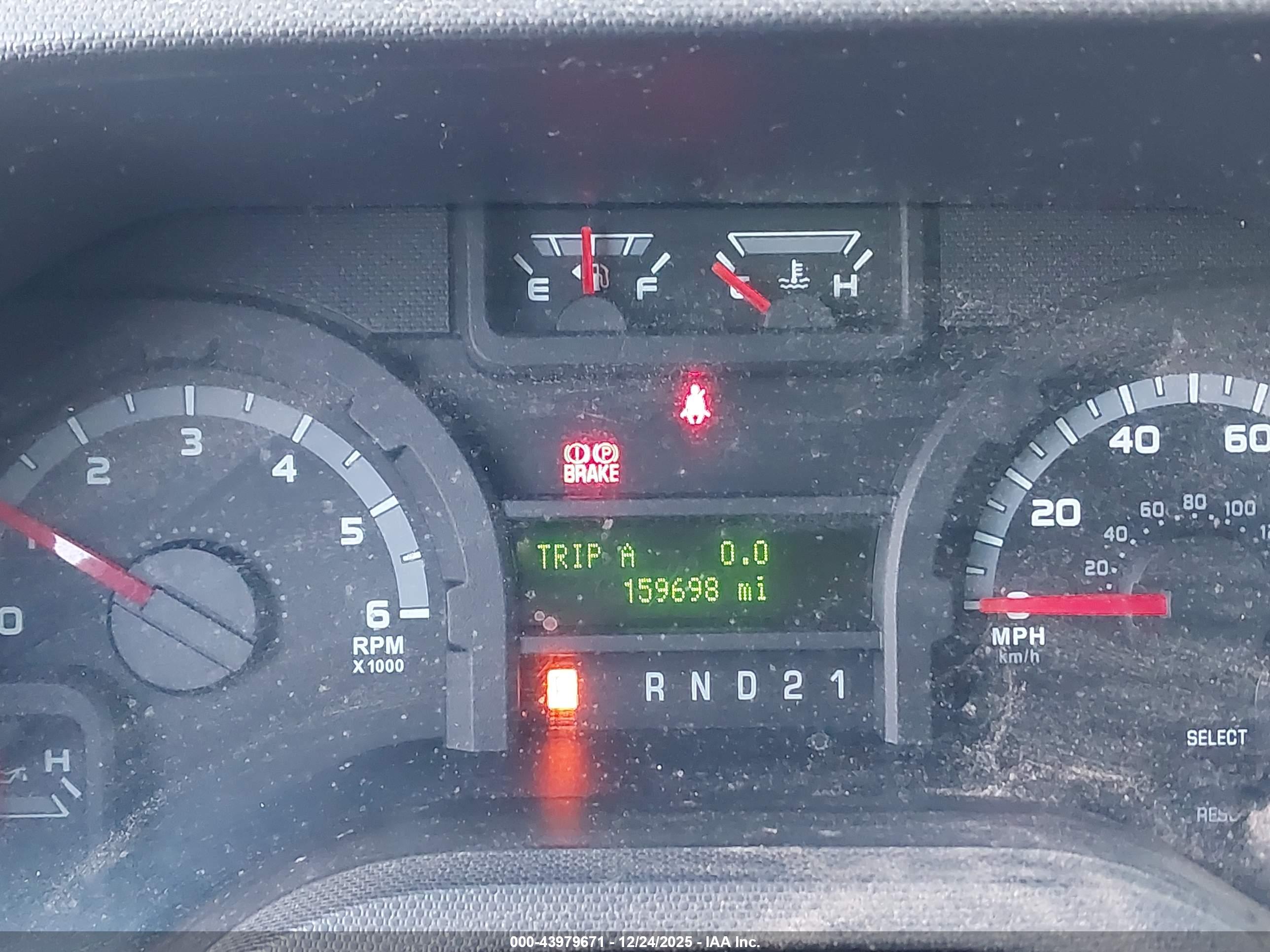FORD E-250 image 7