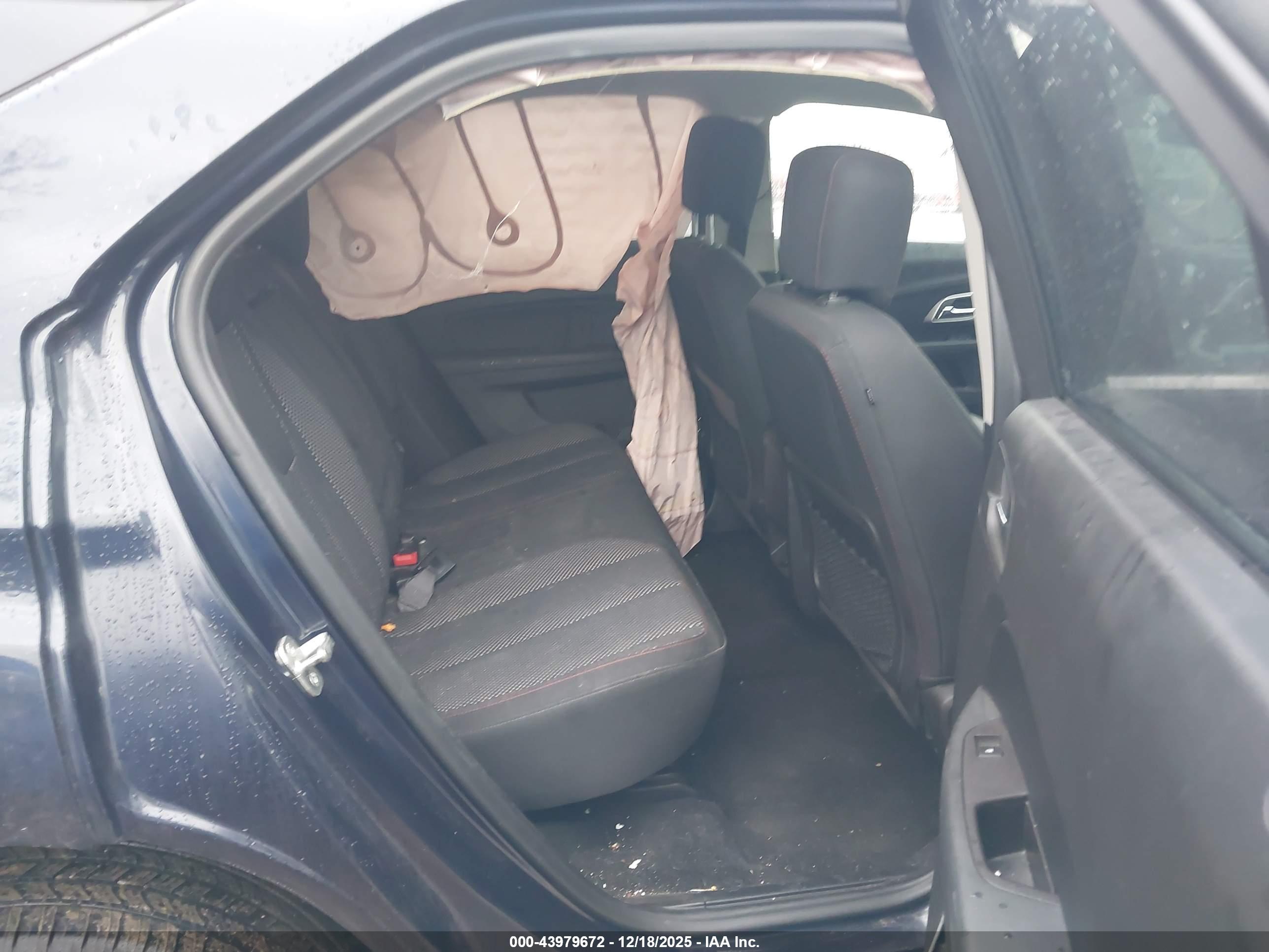 CHEVROLET EQUINOX image 8