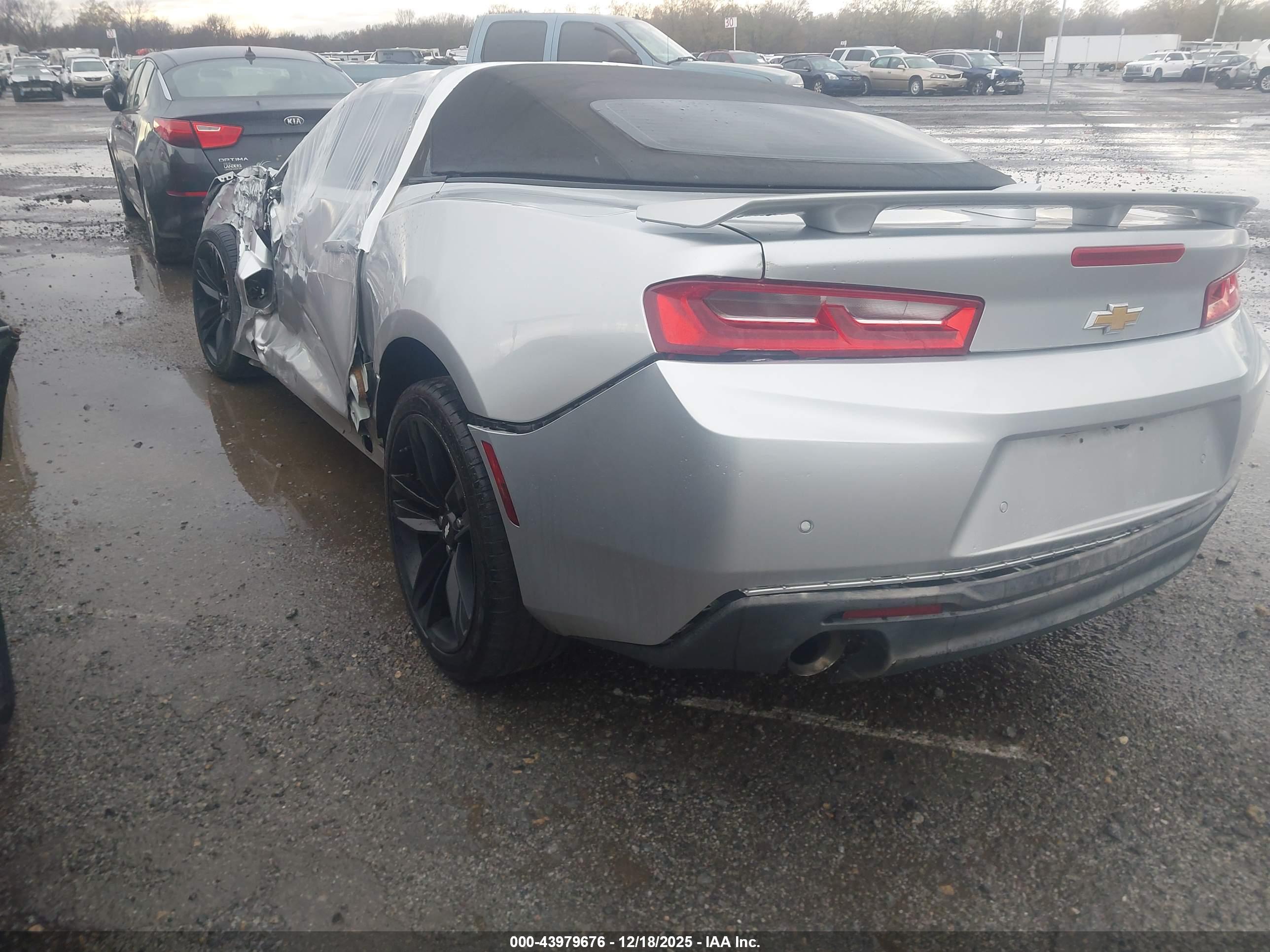 CHEVROLET CAMARO image 3