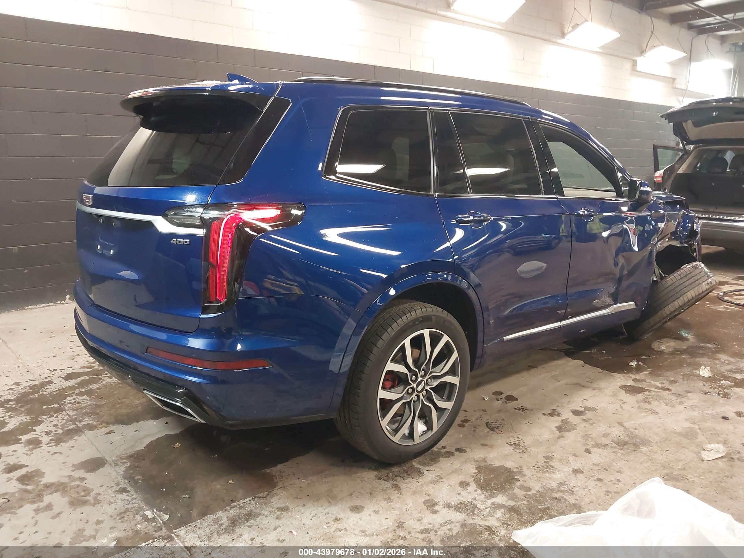 CADILLAC XT6 image 4