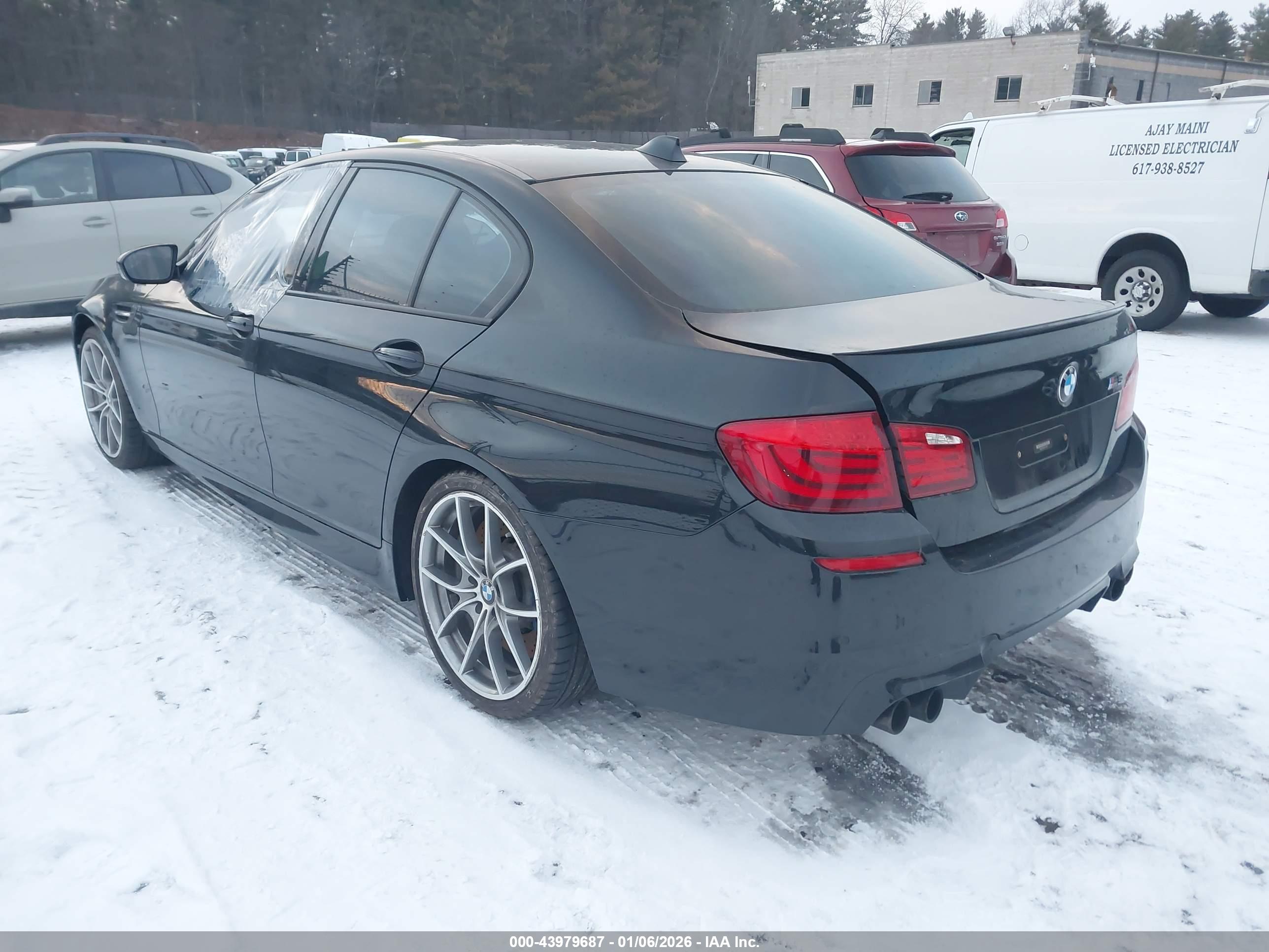 BMW M5 image 3