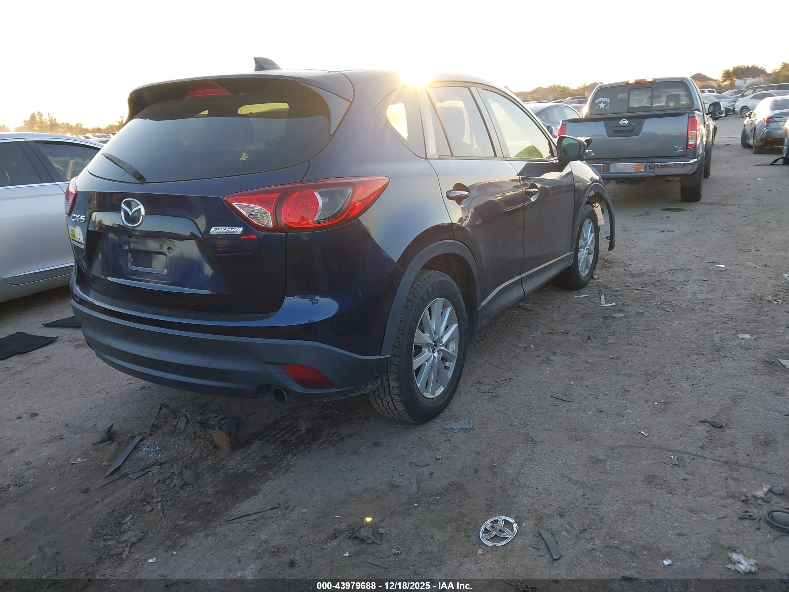 MAZDA CX-5 image 4