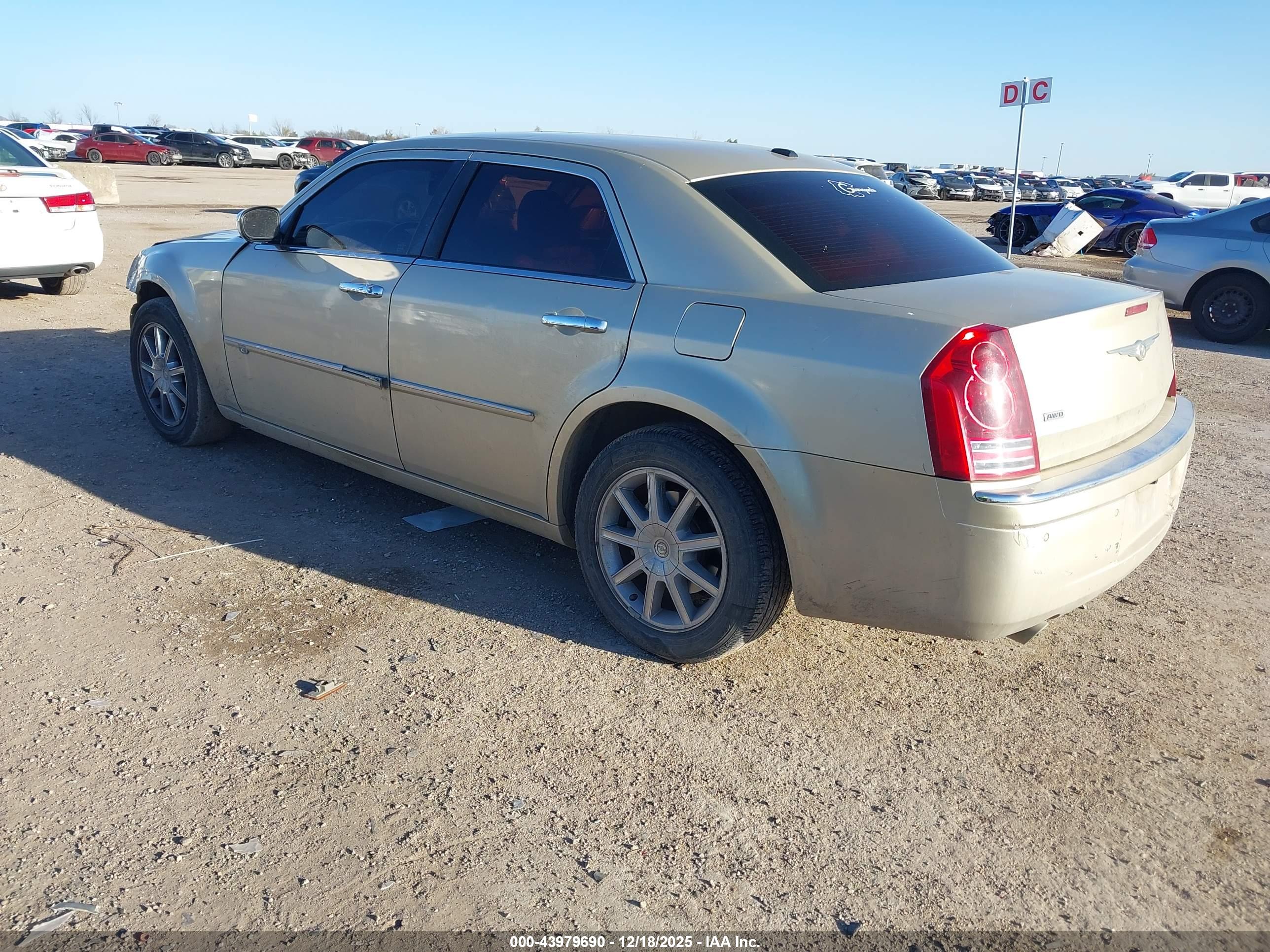CHRYSLER 300C image 3