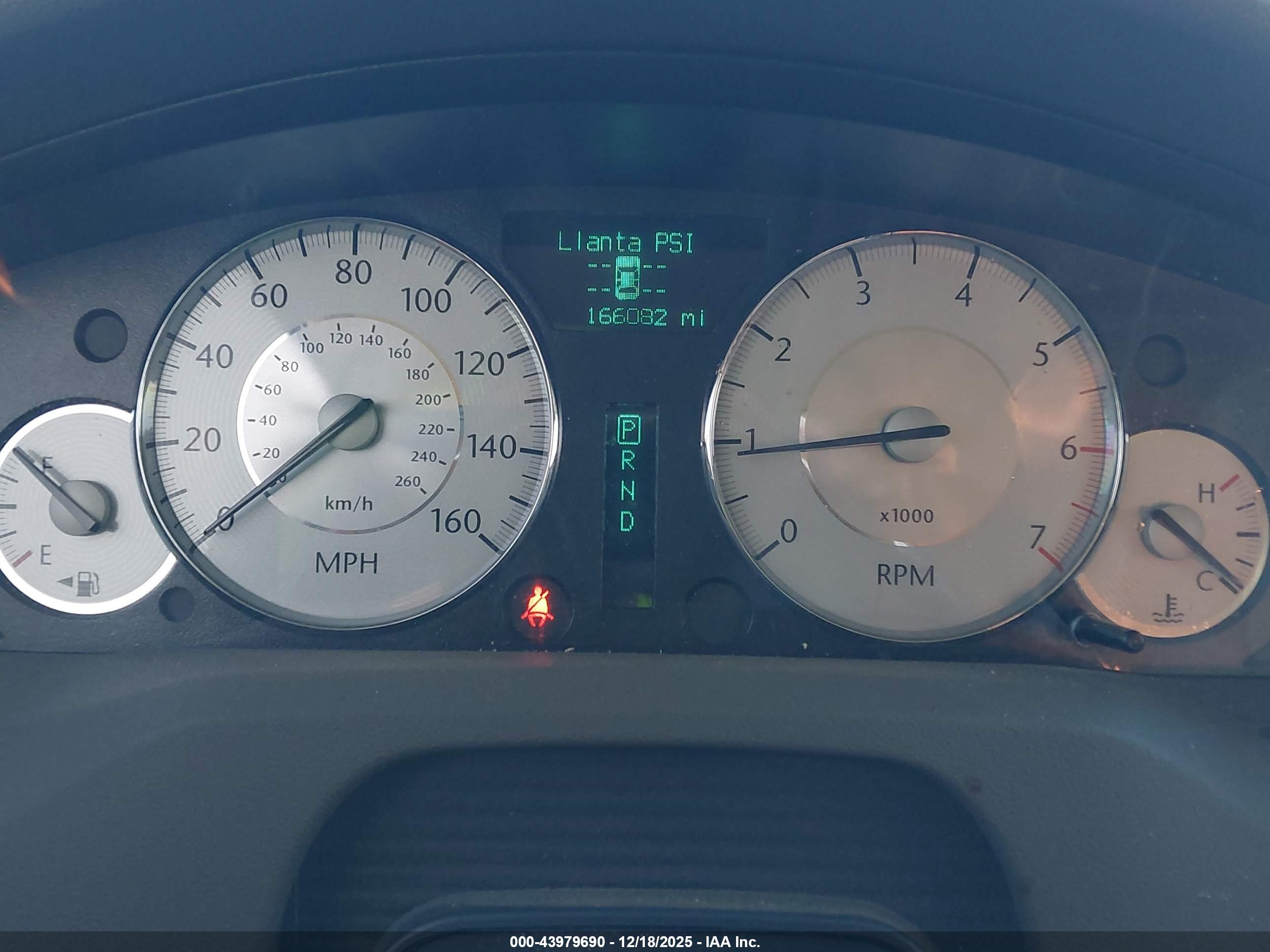 CHRYSLER 300C image 7