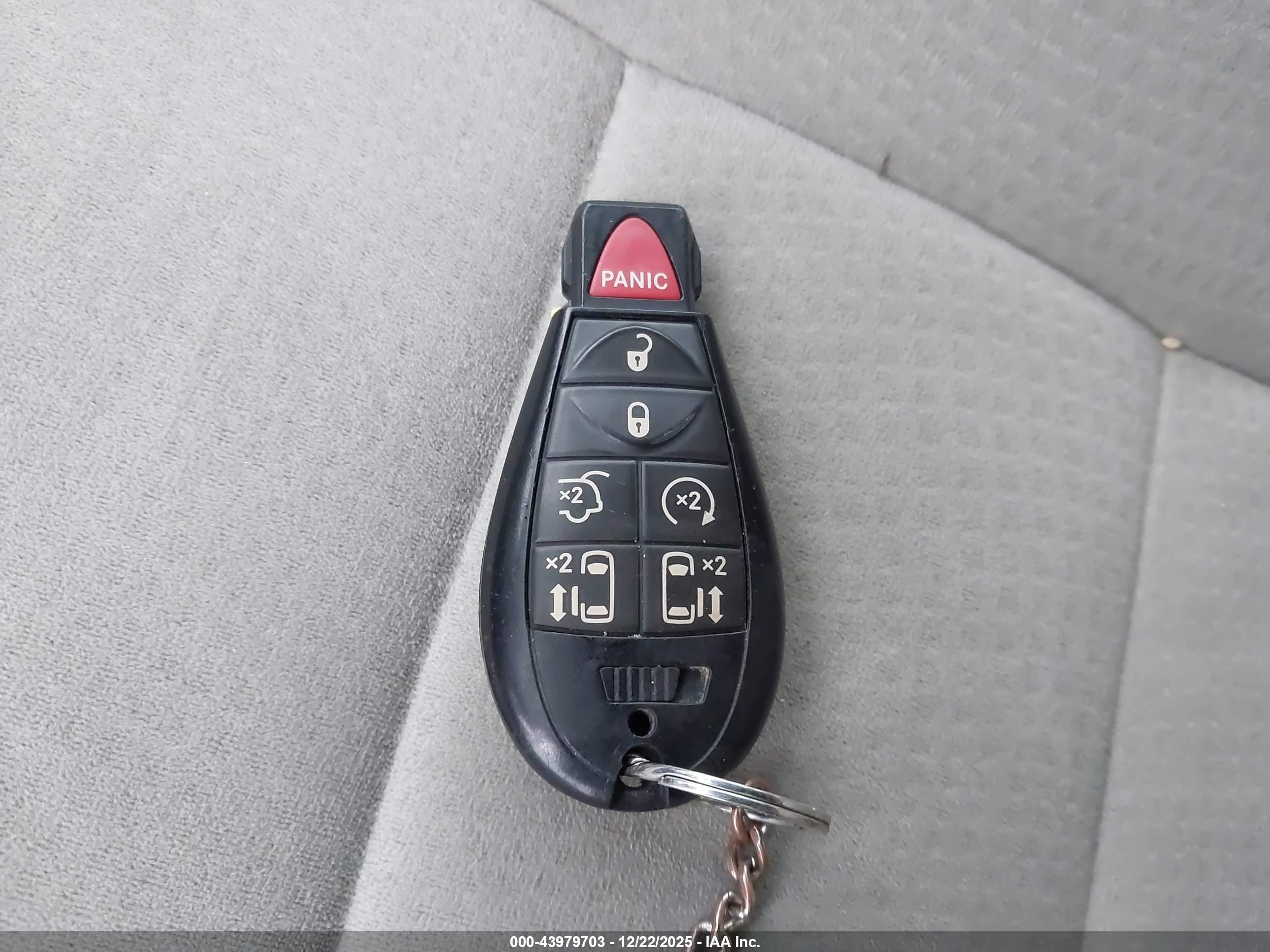 DODGE GRAND image 11