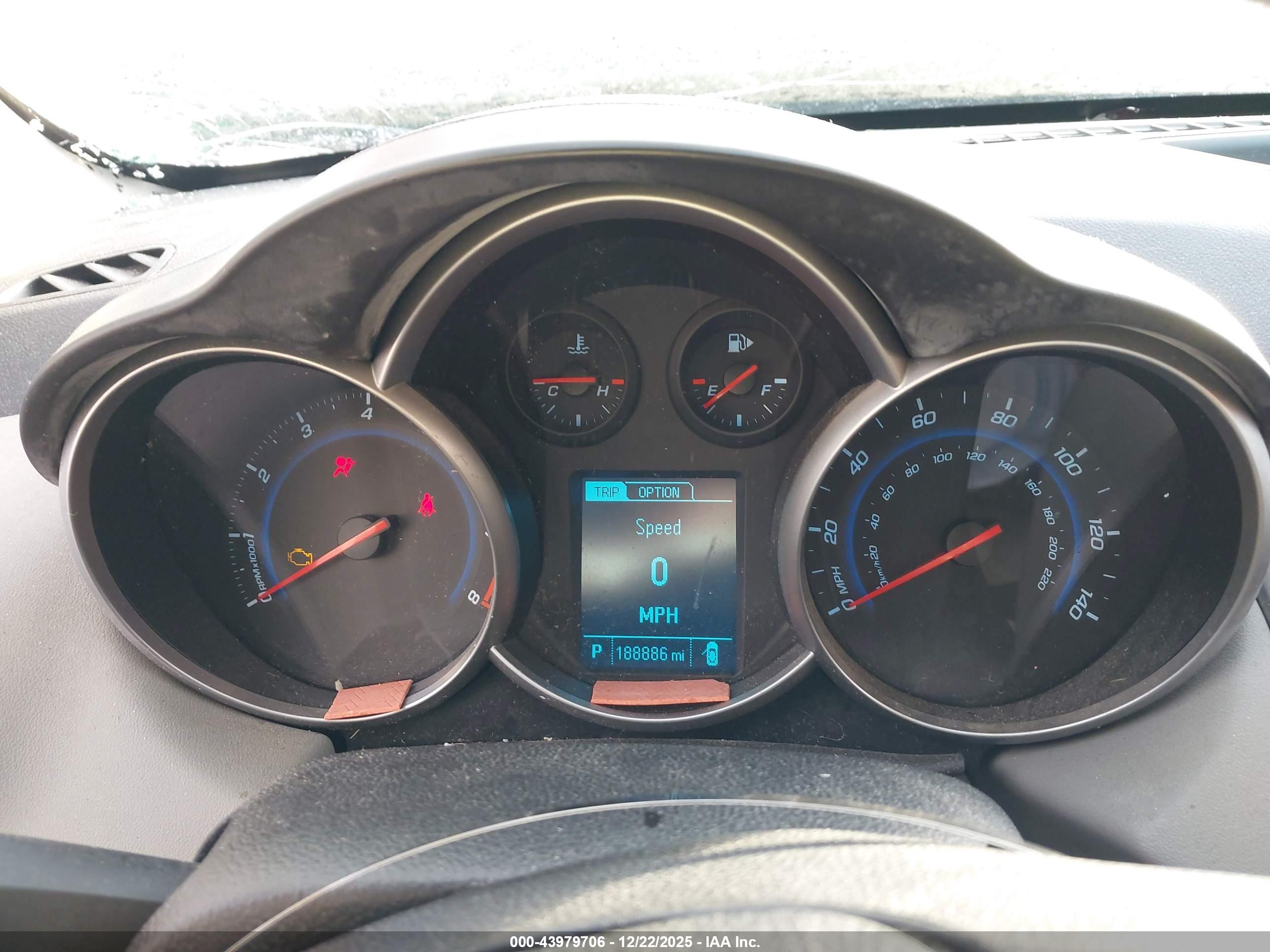 CHEVROLET CRUZE image 7