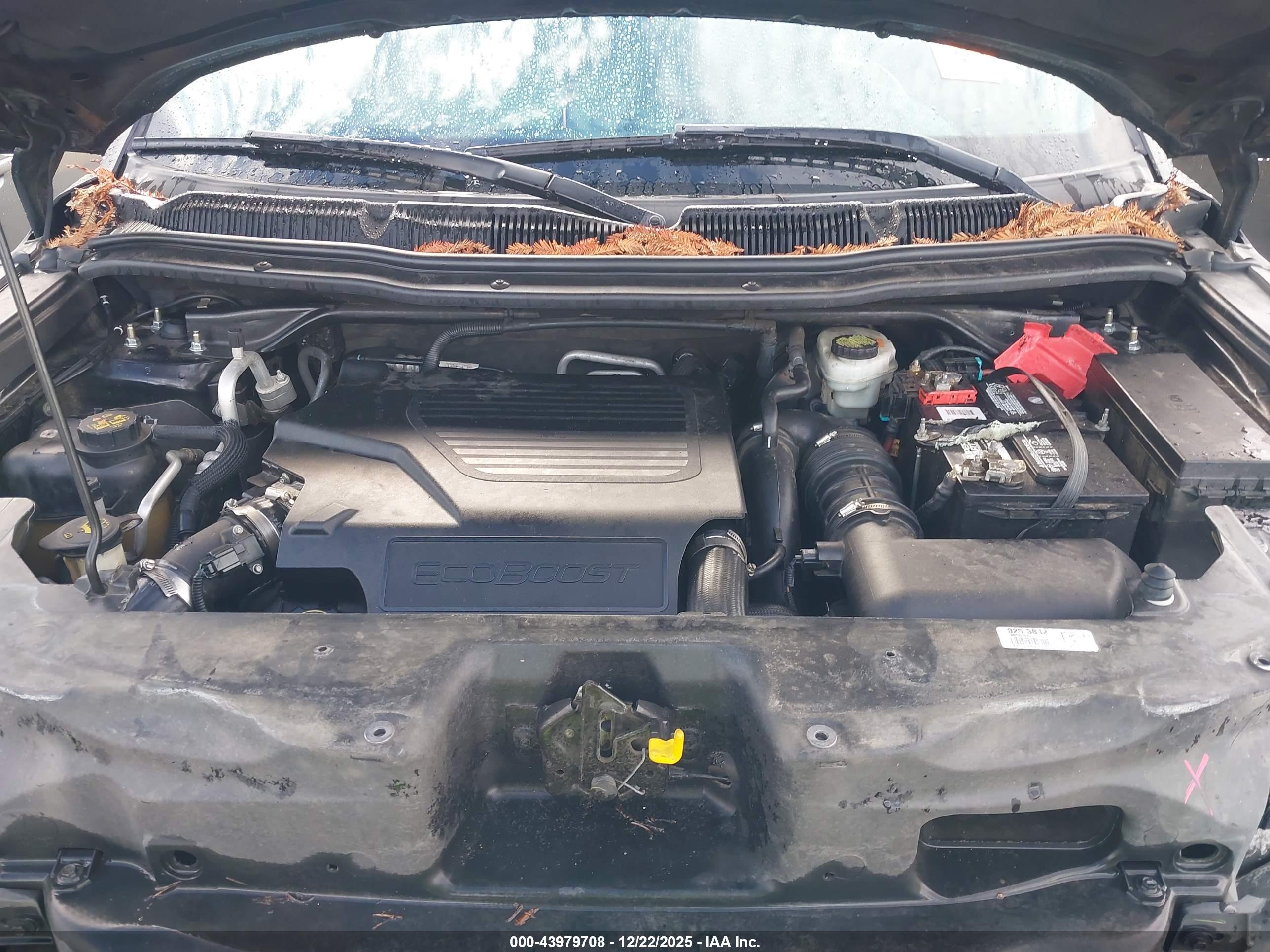 FORD EXPLORER image 10