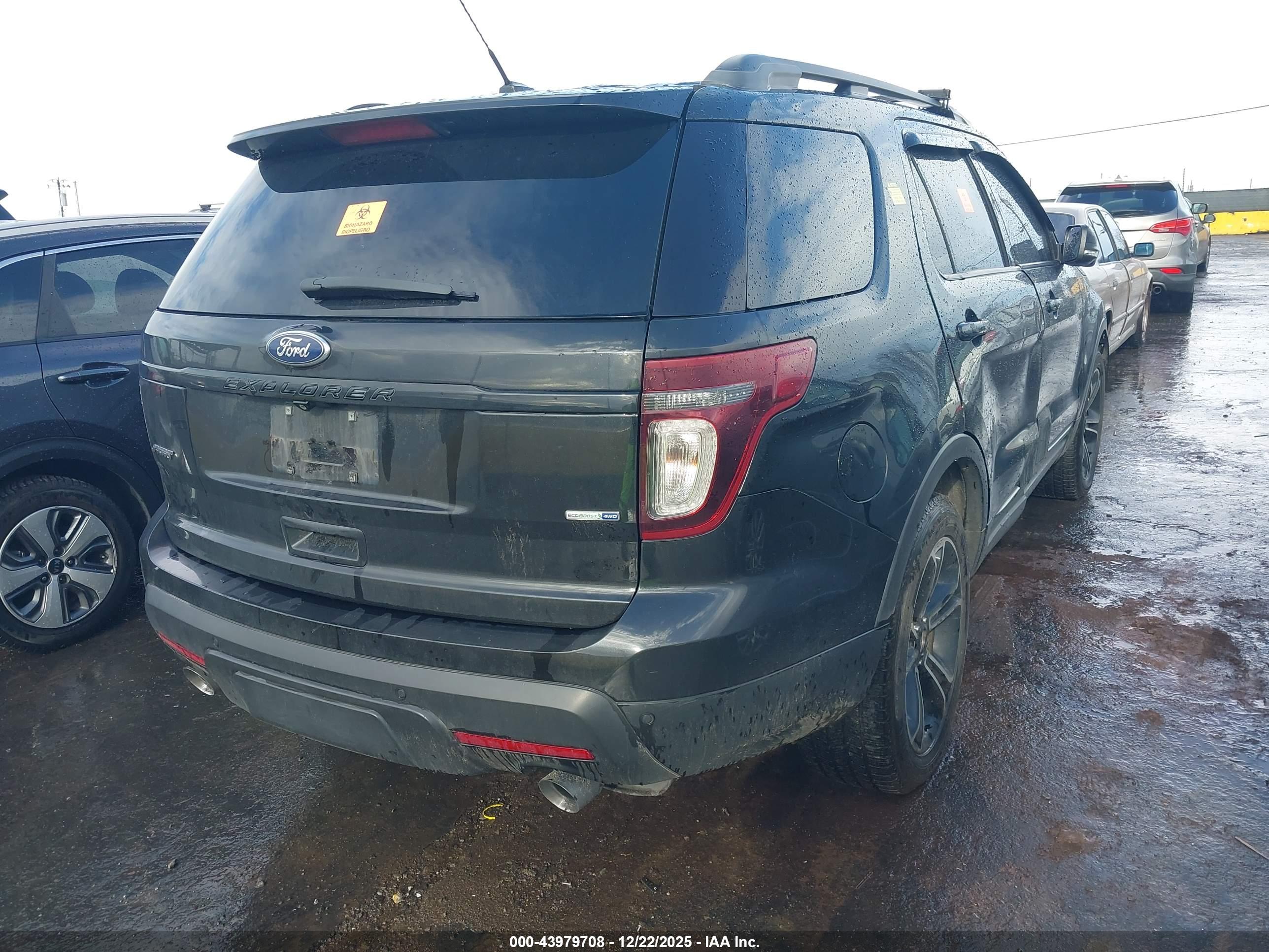 FORD EXPLORER image 4