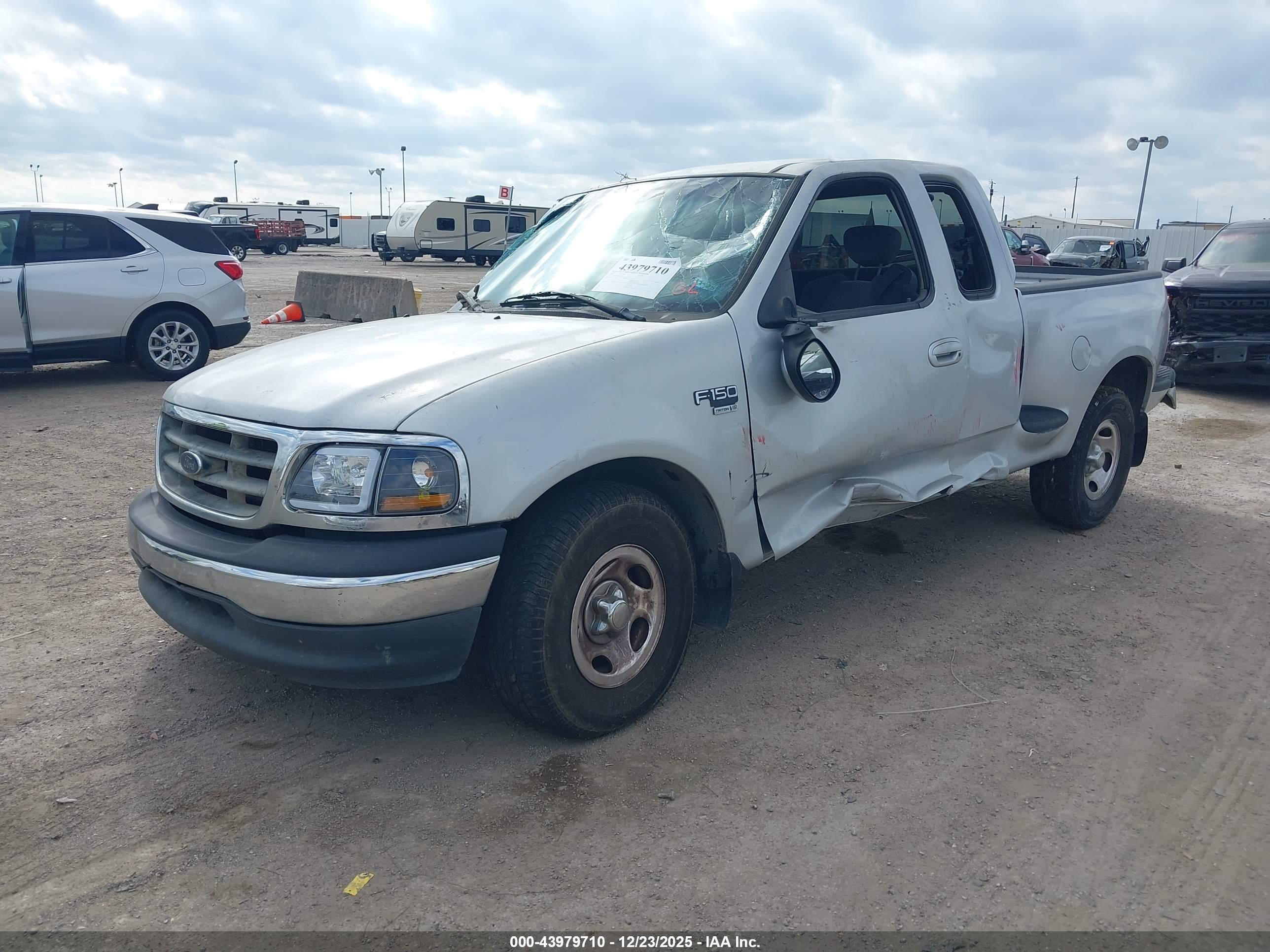 FORD F-150 image 2