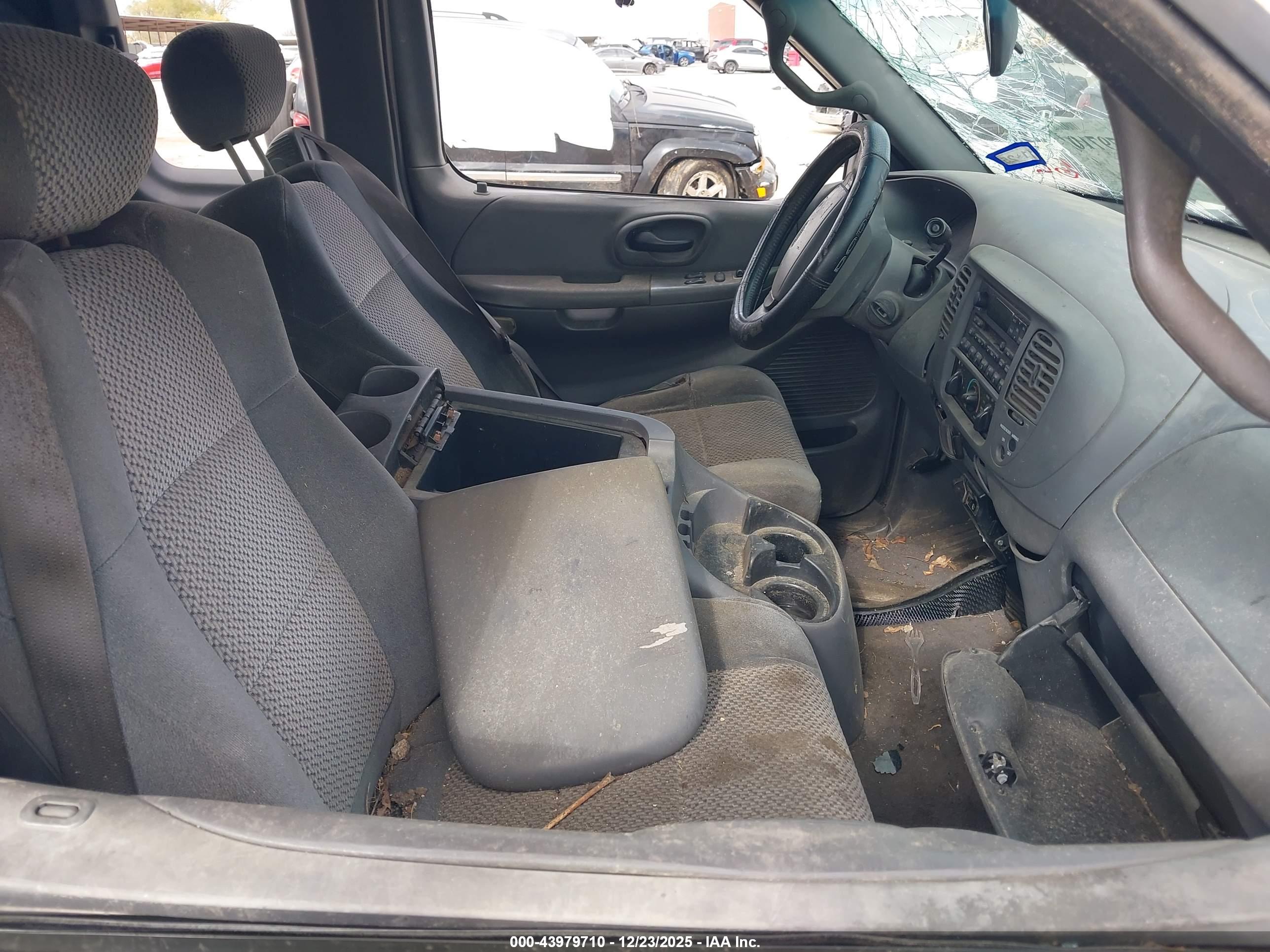 FORD F-150 image 5