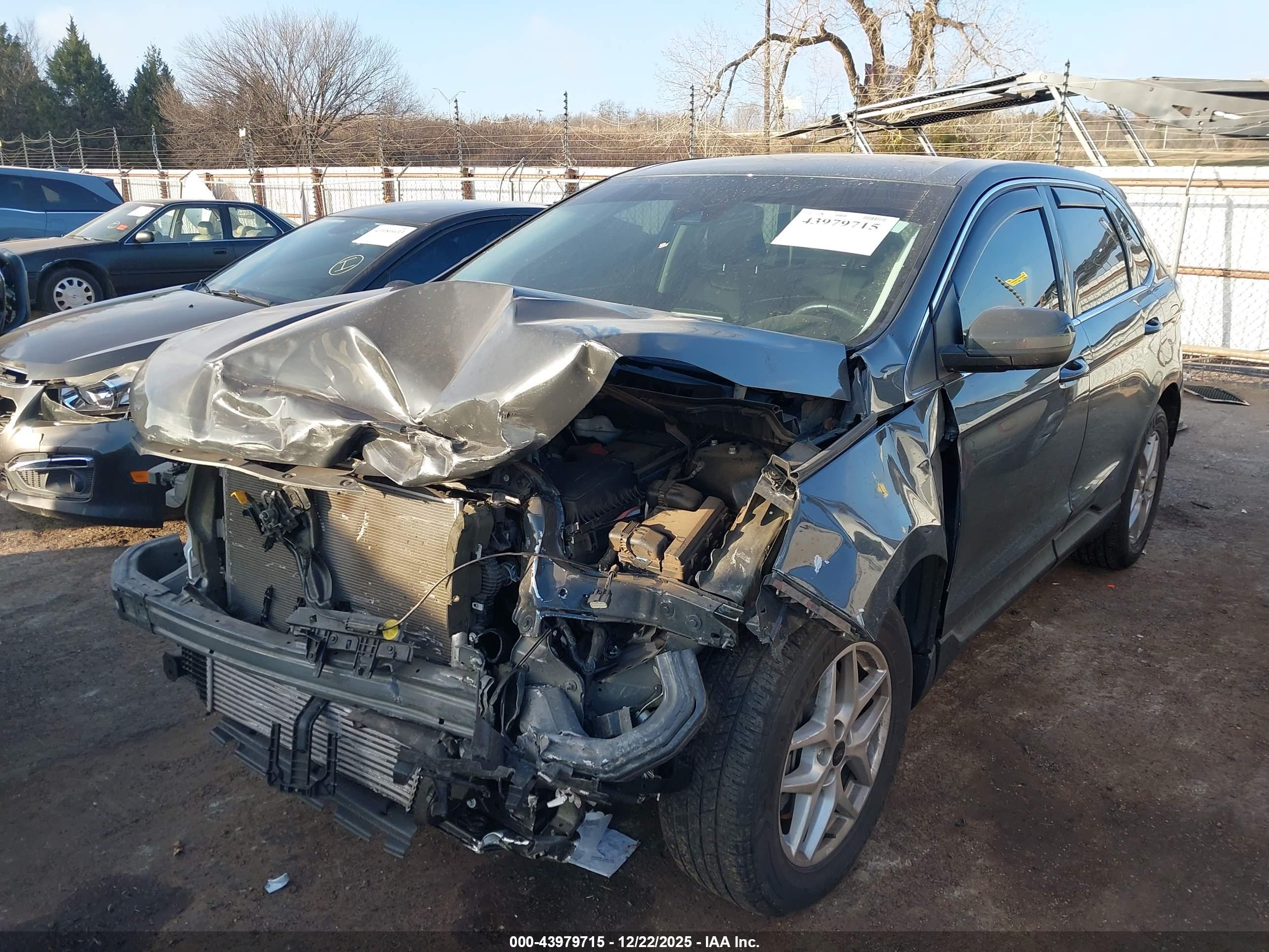FORD EDGE image 2