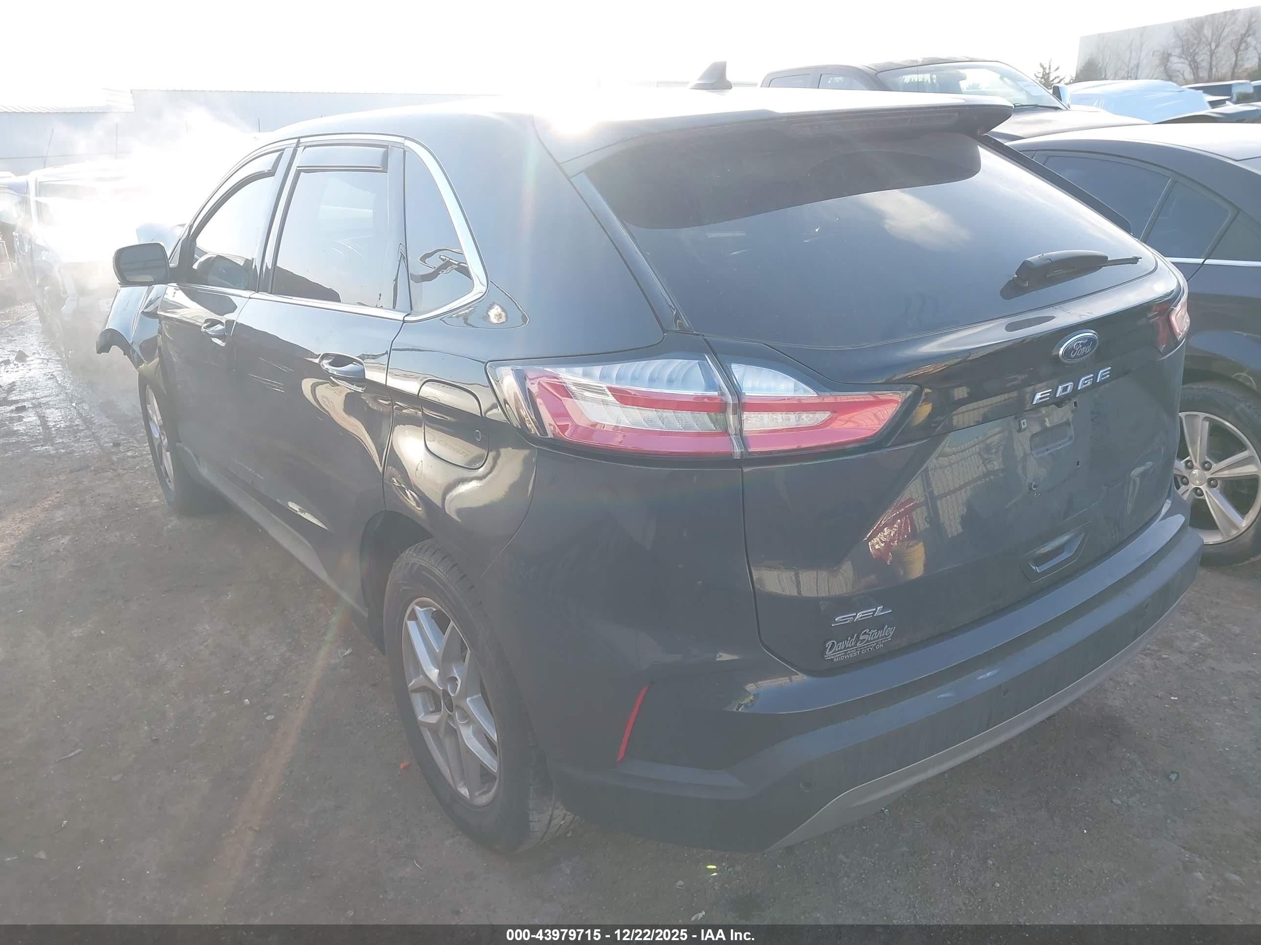 FORD EDGE image 3