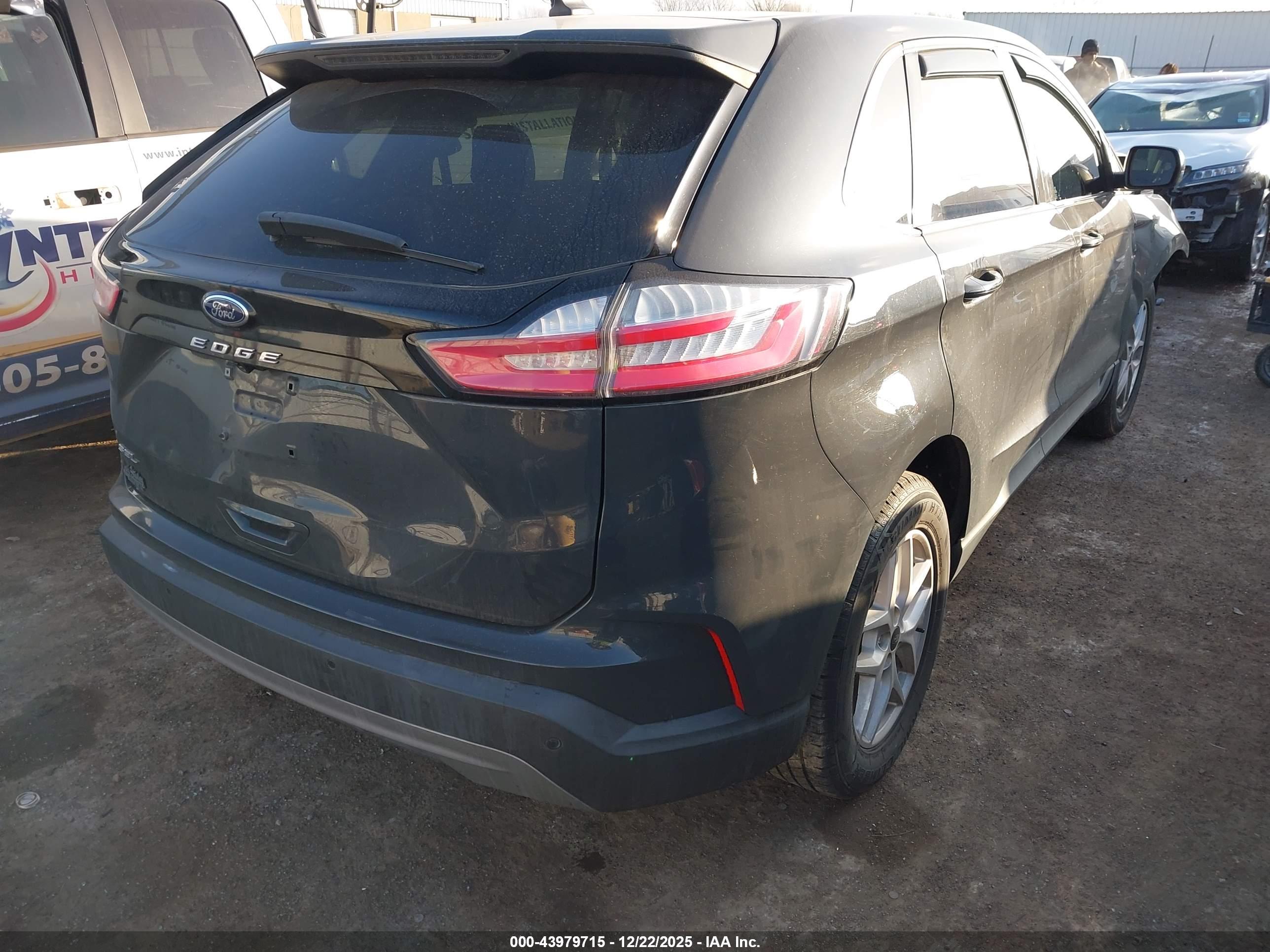 FORD EDGE image 4