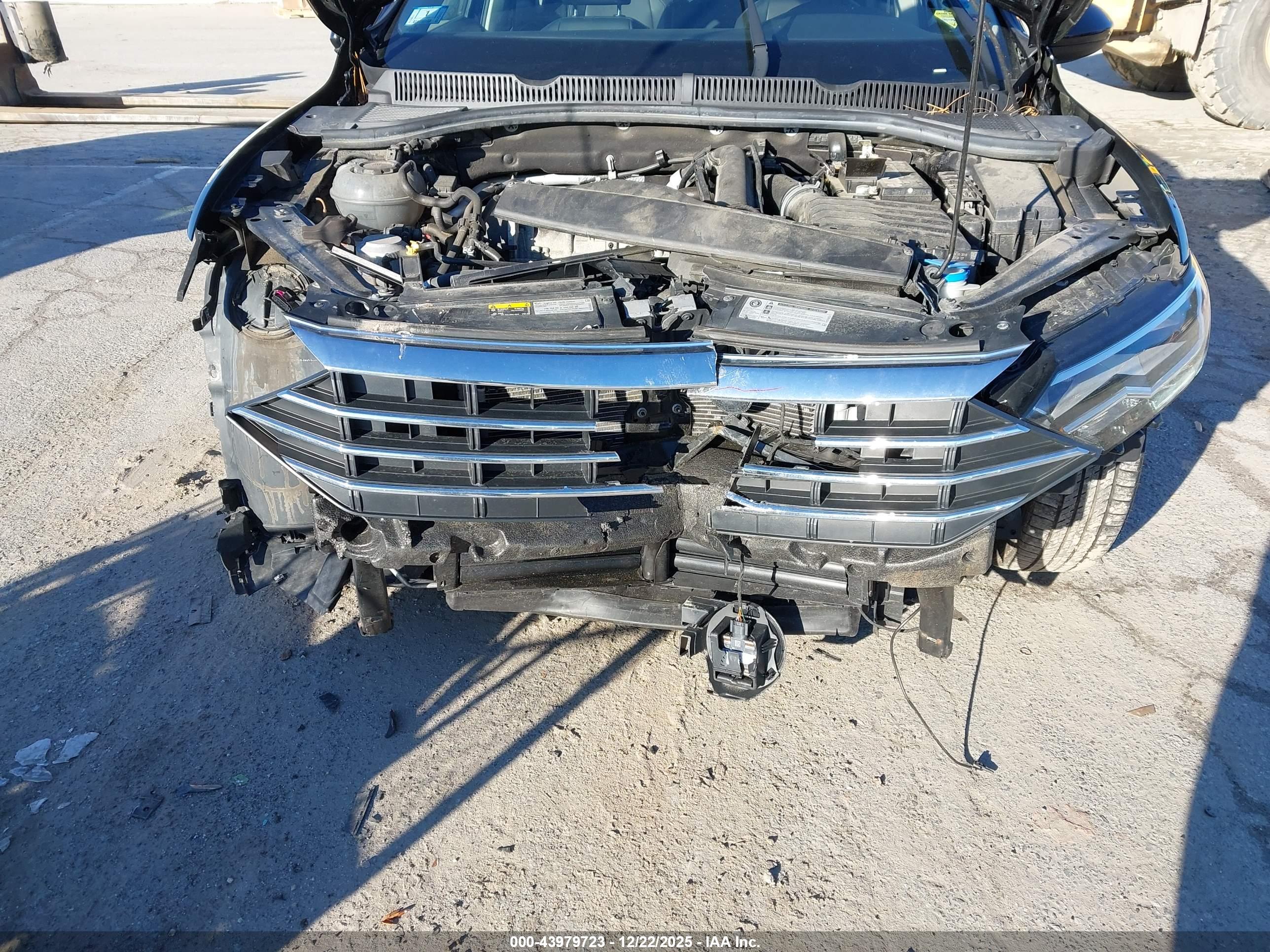 VOLKSWAGEN JETTA image 6