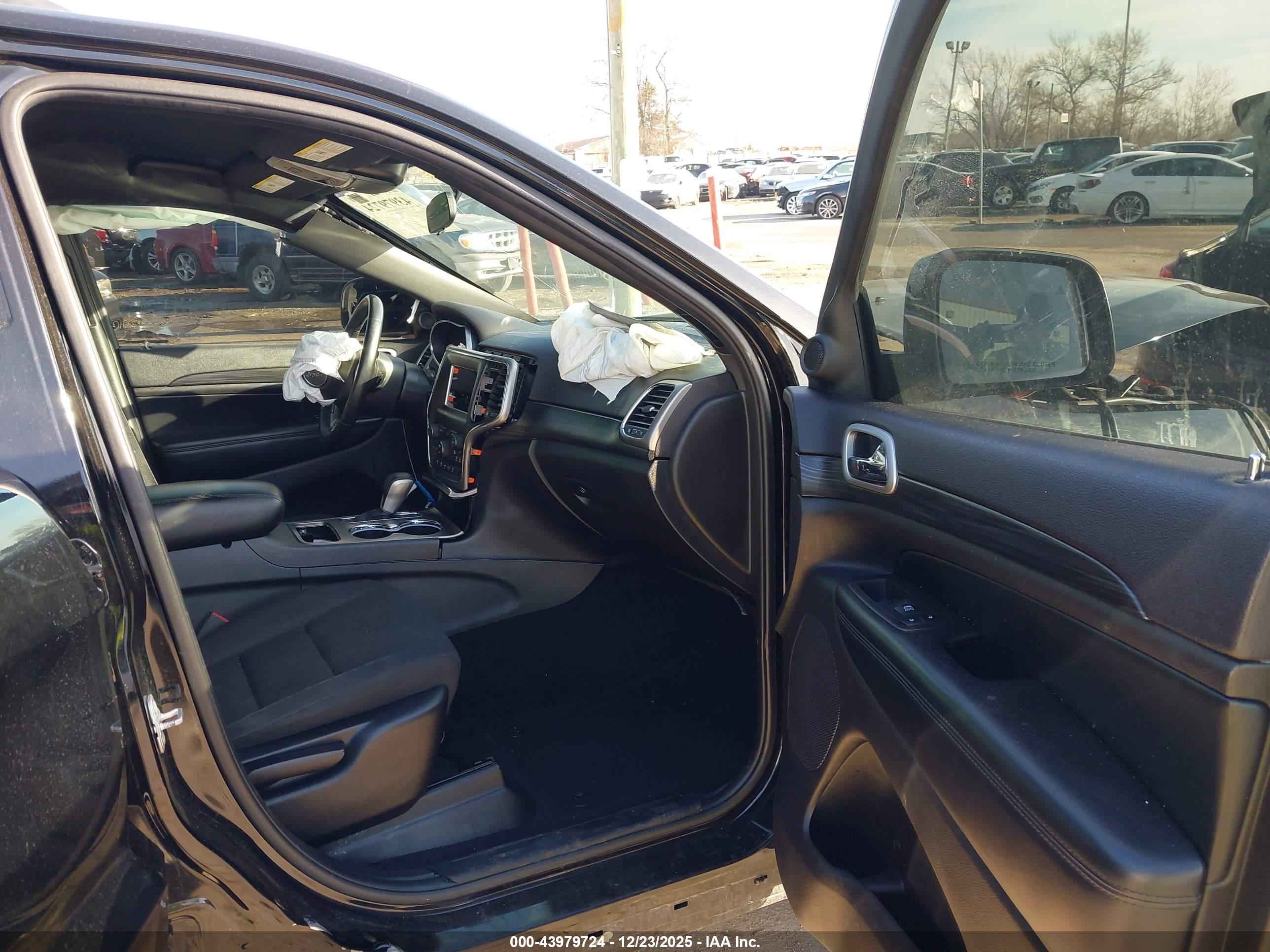JEEP GRAND image 5