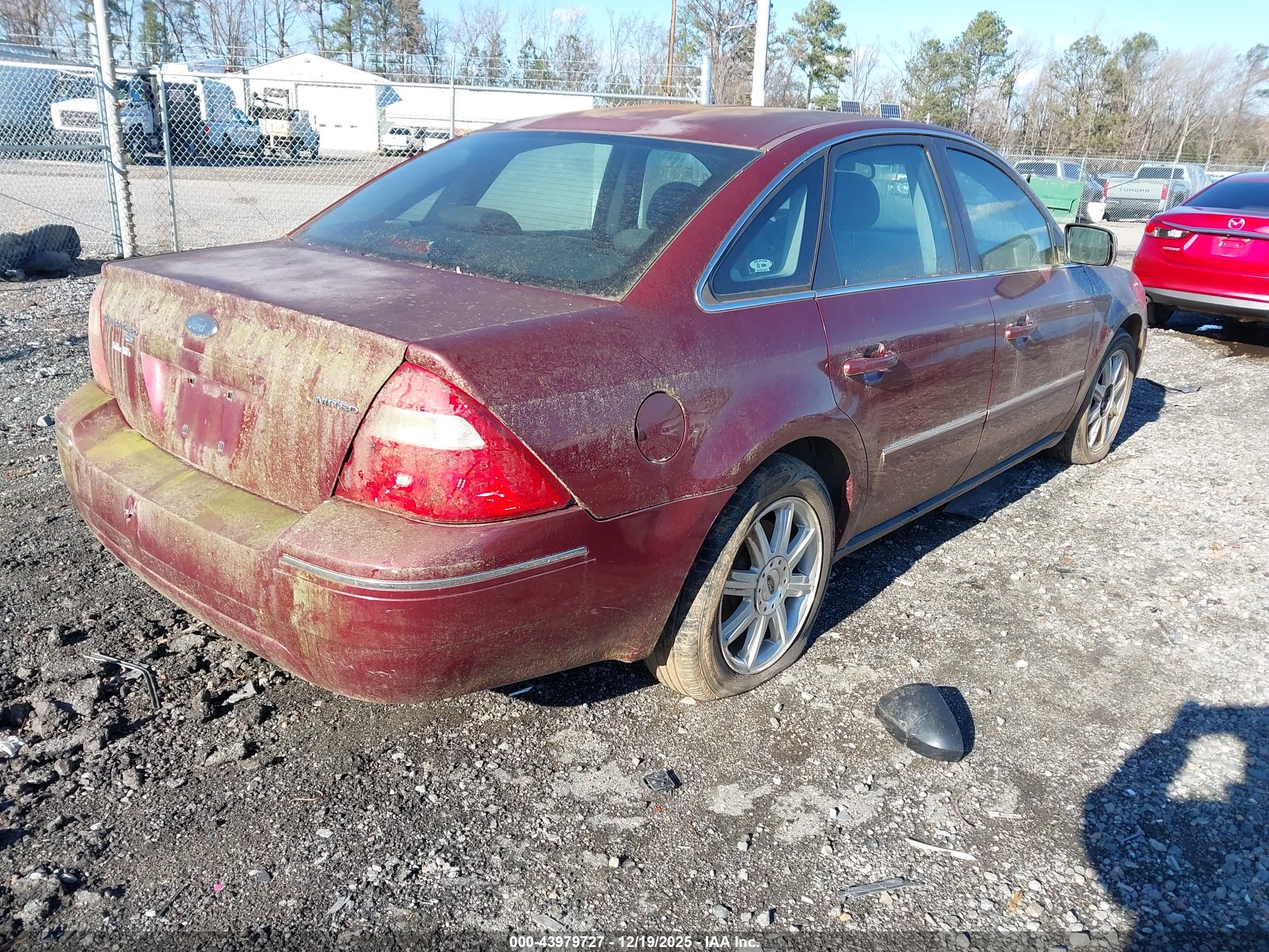 FORD FIVE image 4