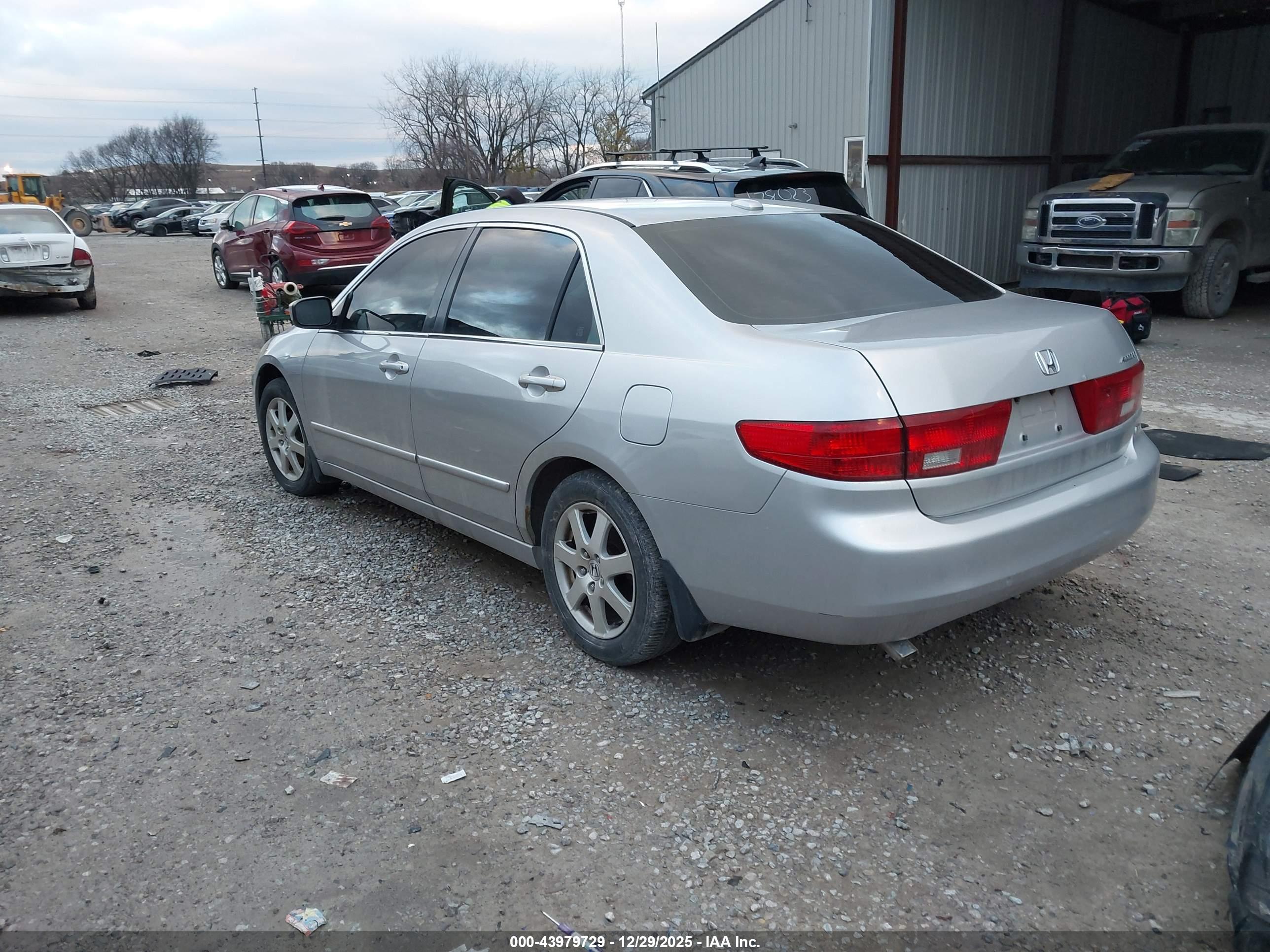 HONDA ACCORD image 3