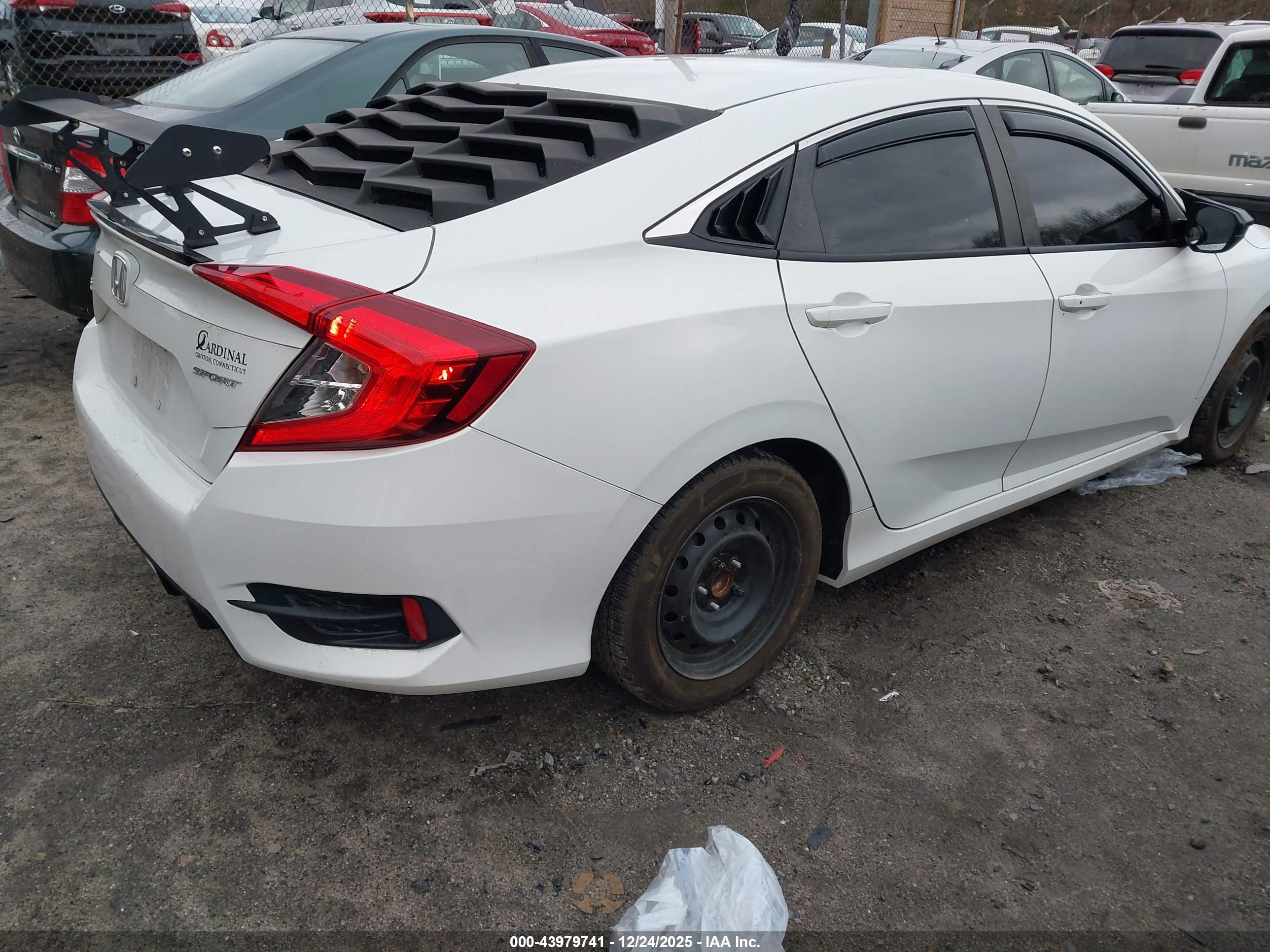 HONDA CIVIC image 4