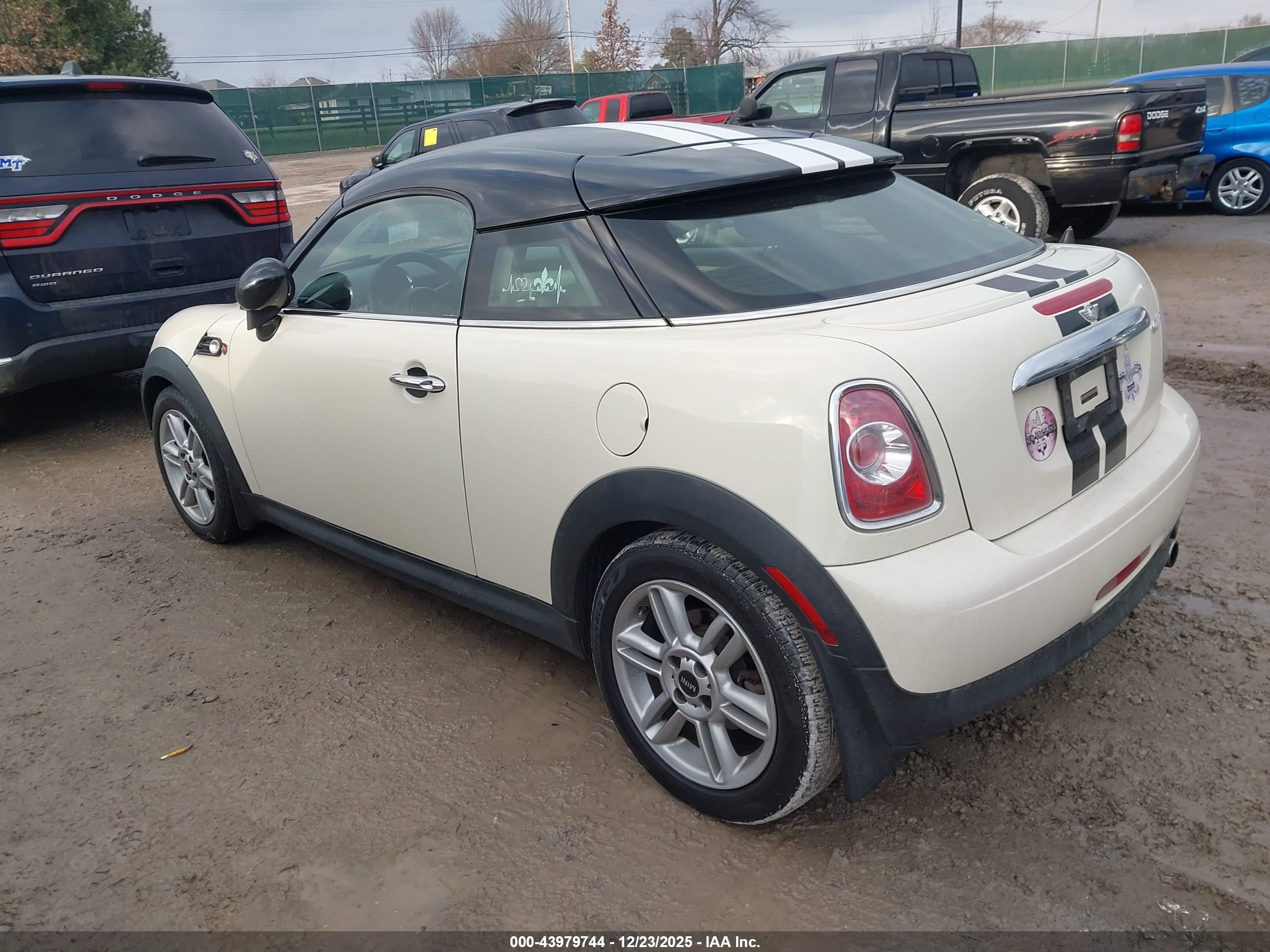 MINI COUPE image 3