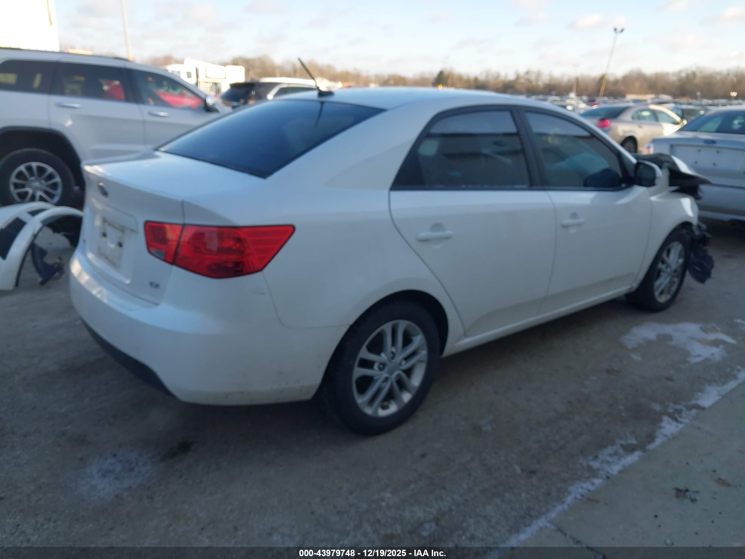 KIA FORTE image 4