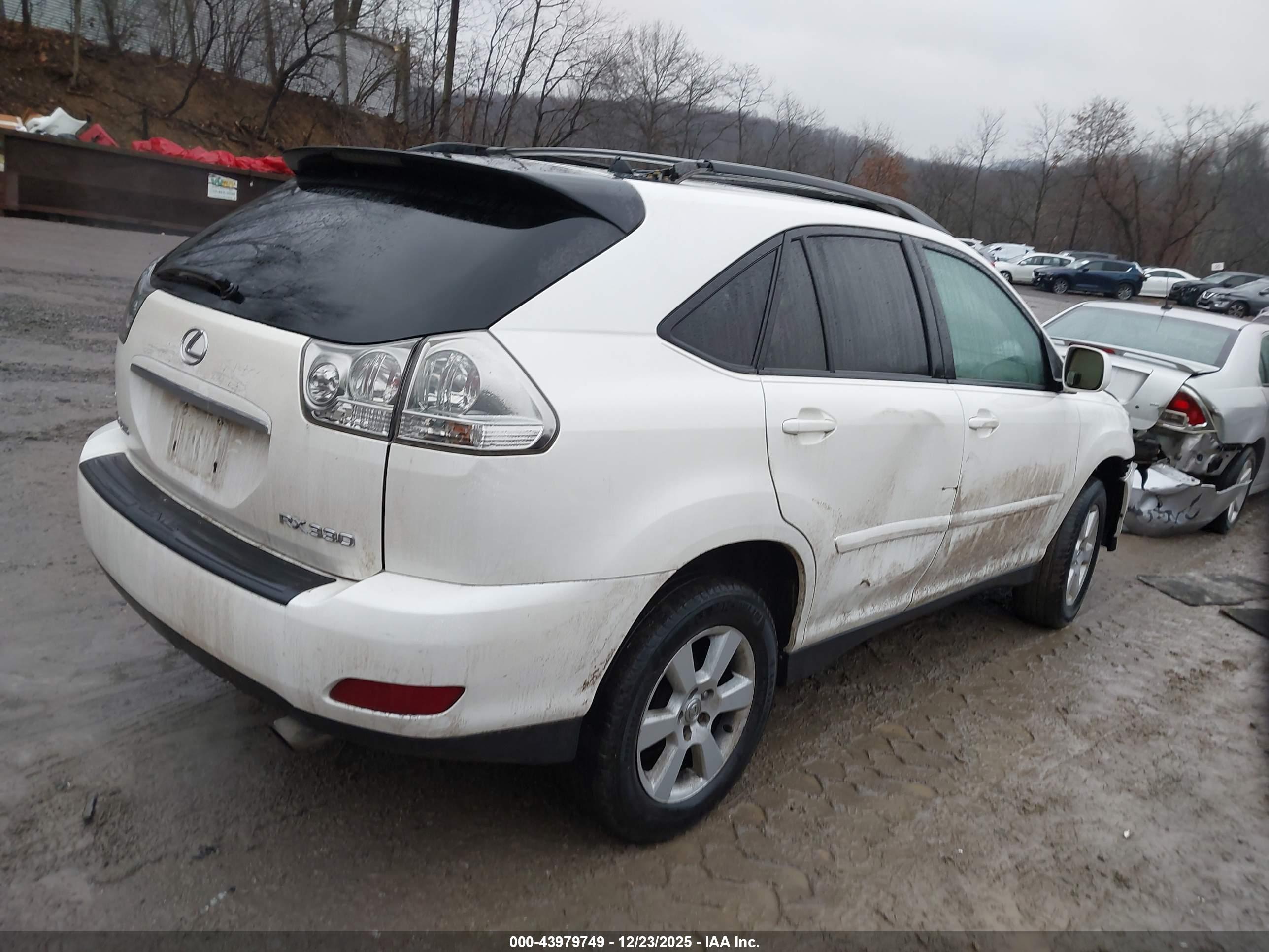 LEXUS RX image 4