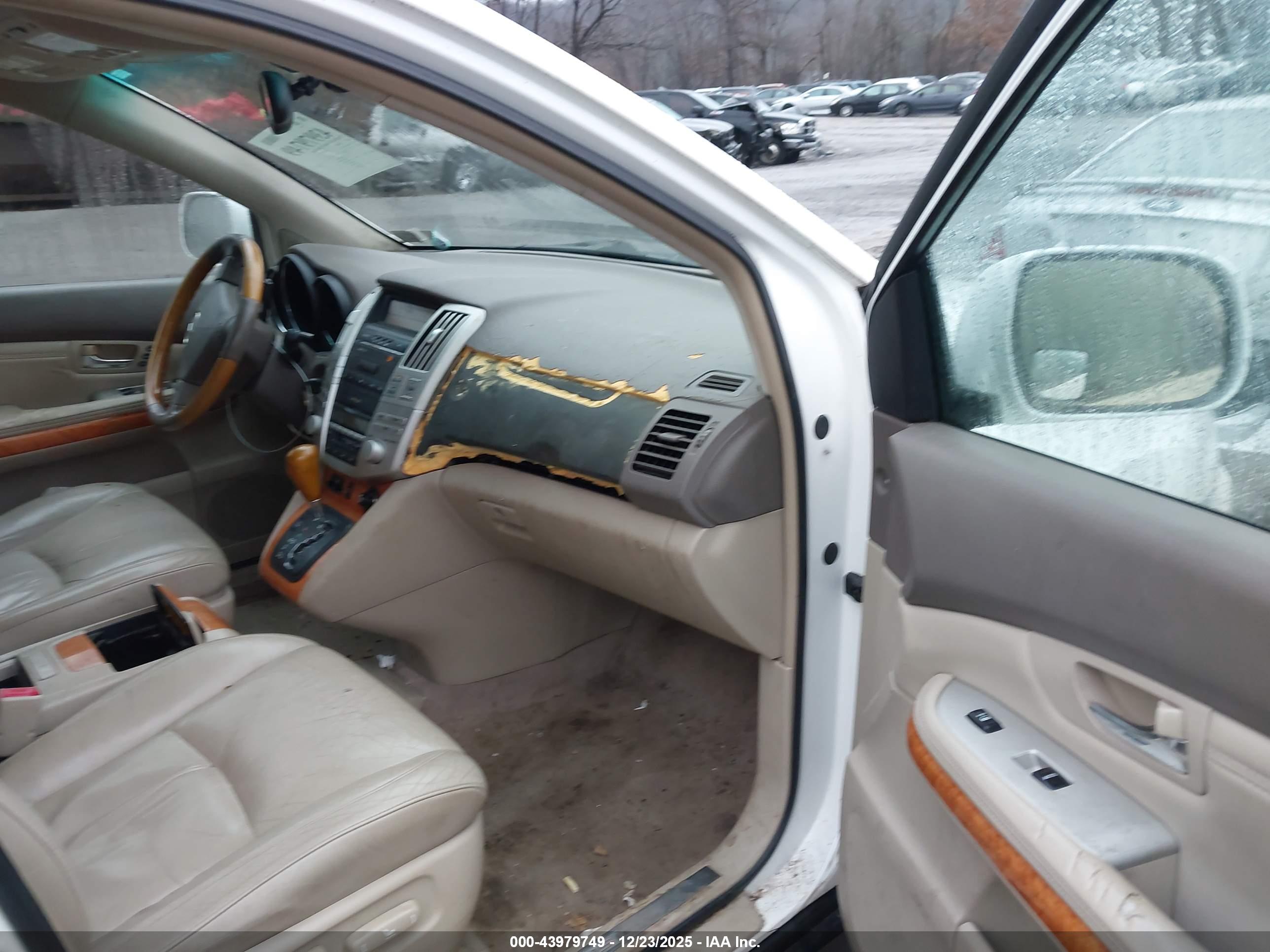 LEXUS RX image 5
