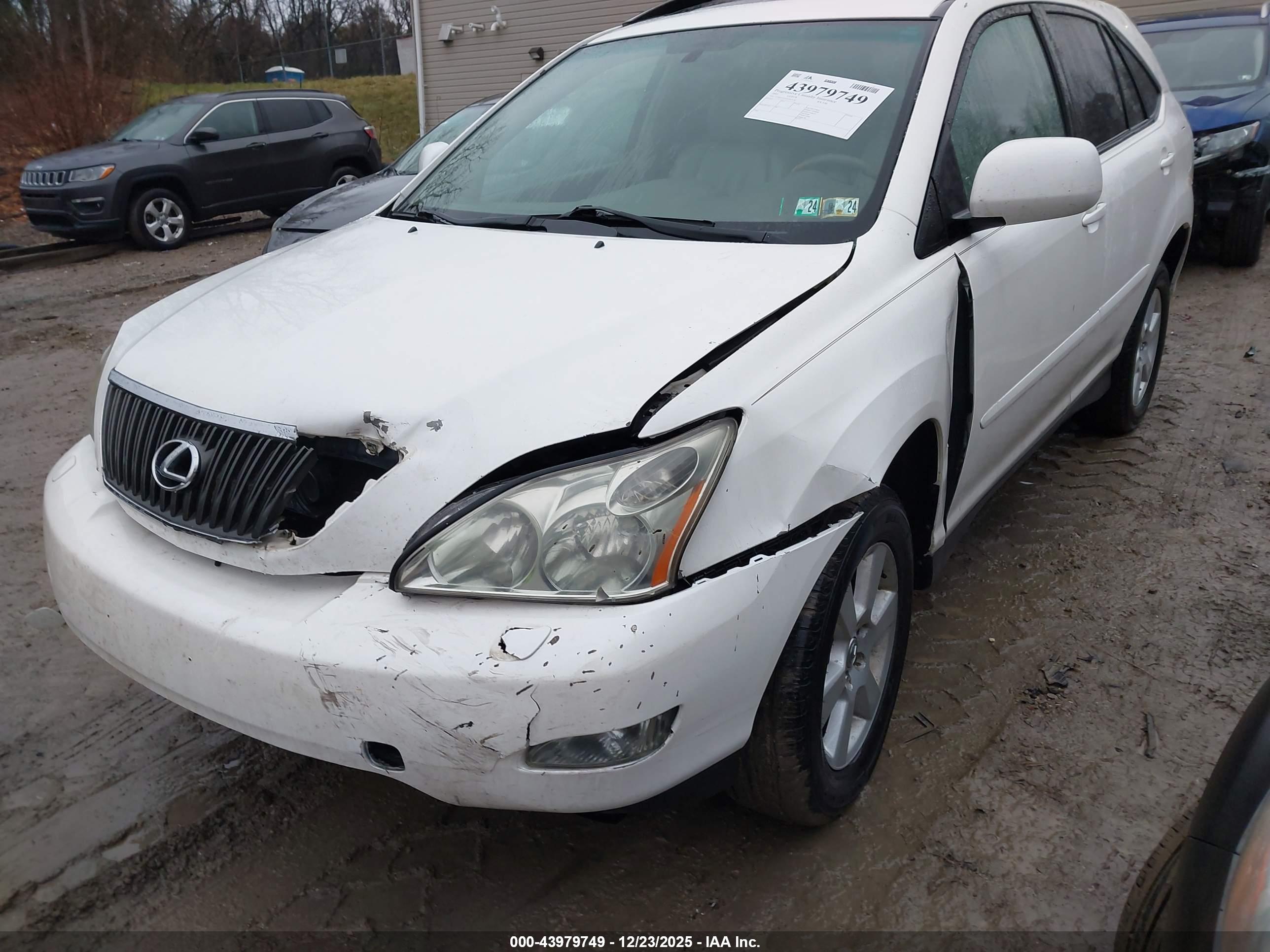 LEXUS RX image 6