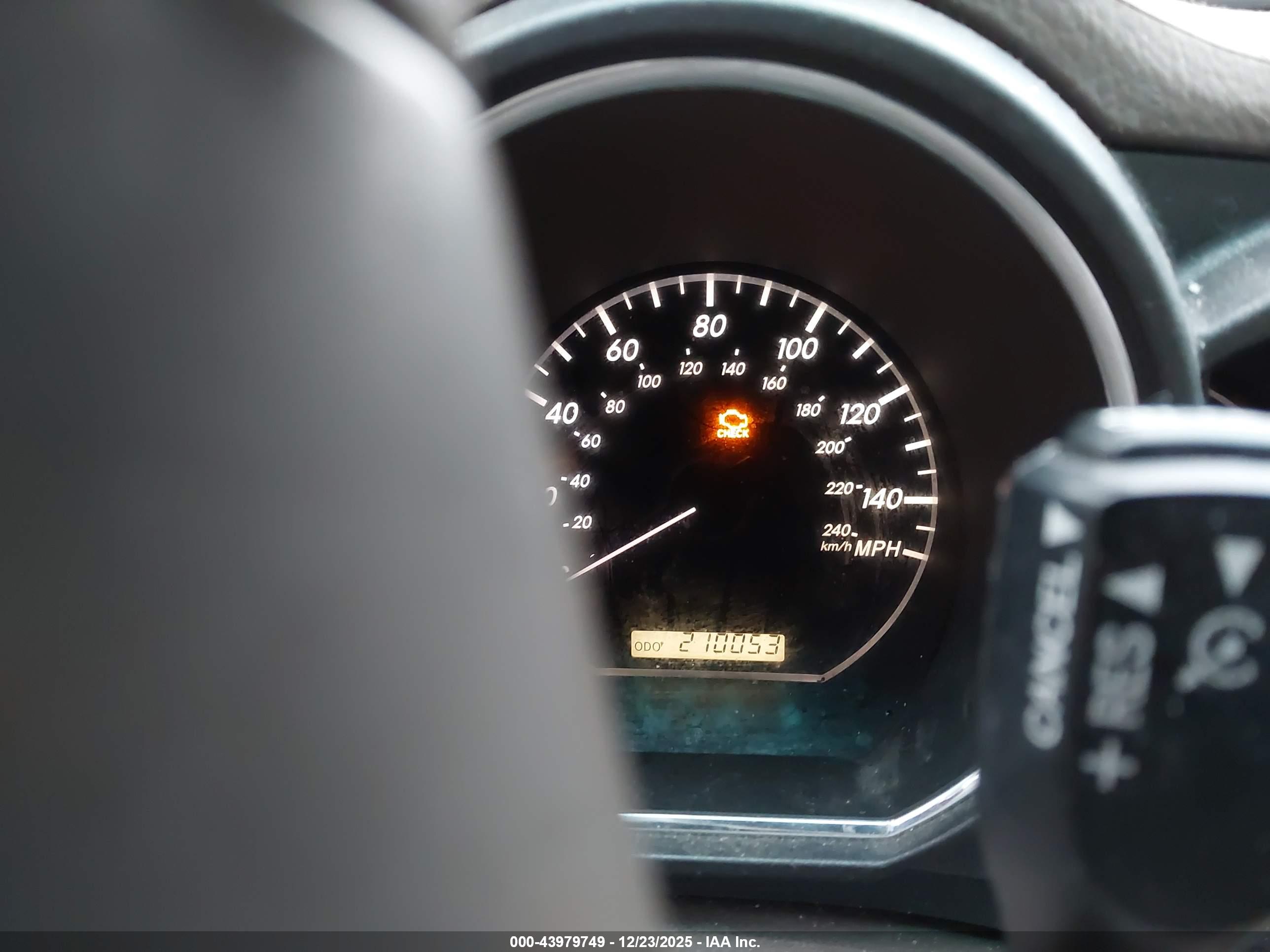 LEXUS RX image 7