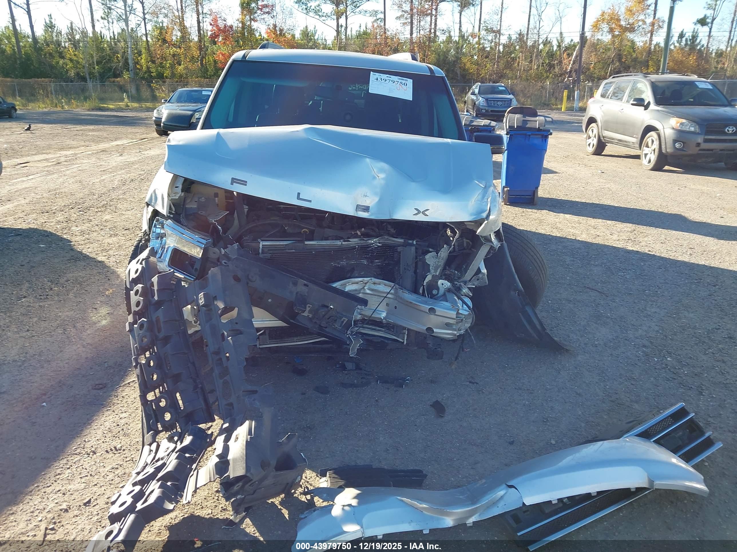 FORD FLEX image 6