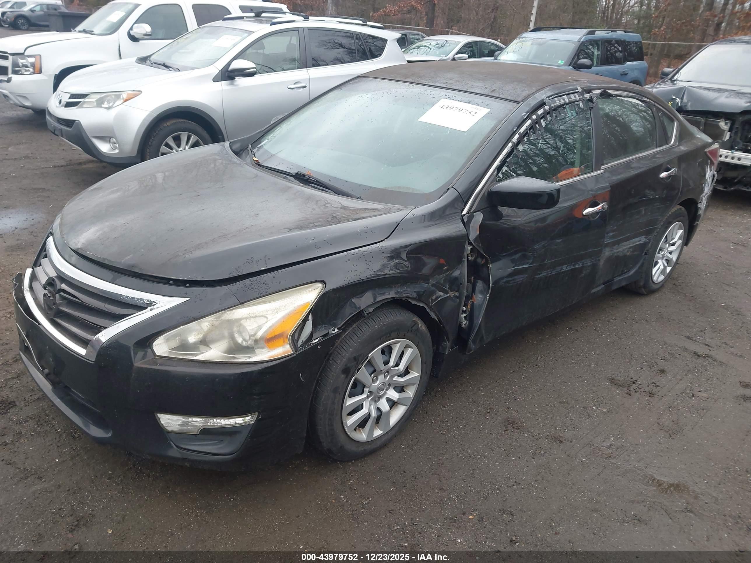 NISSAN ALTIMA image 2